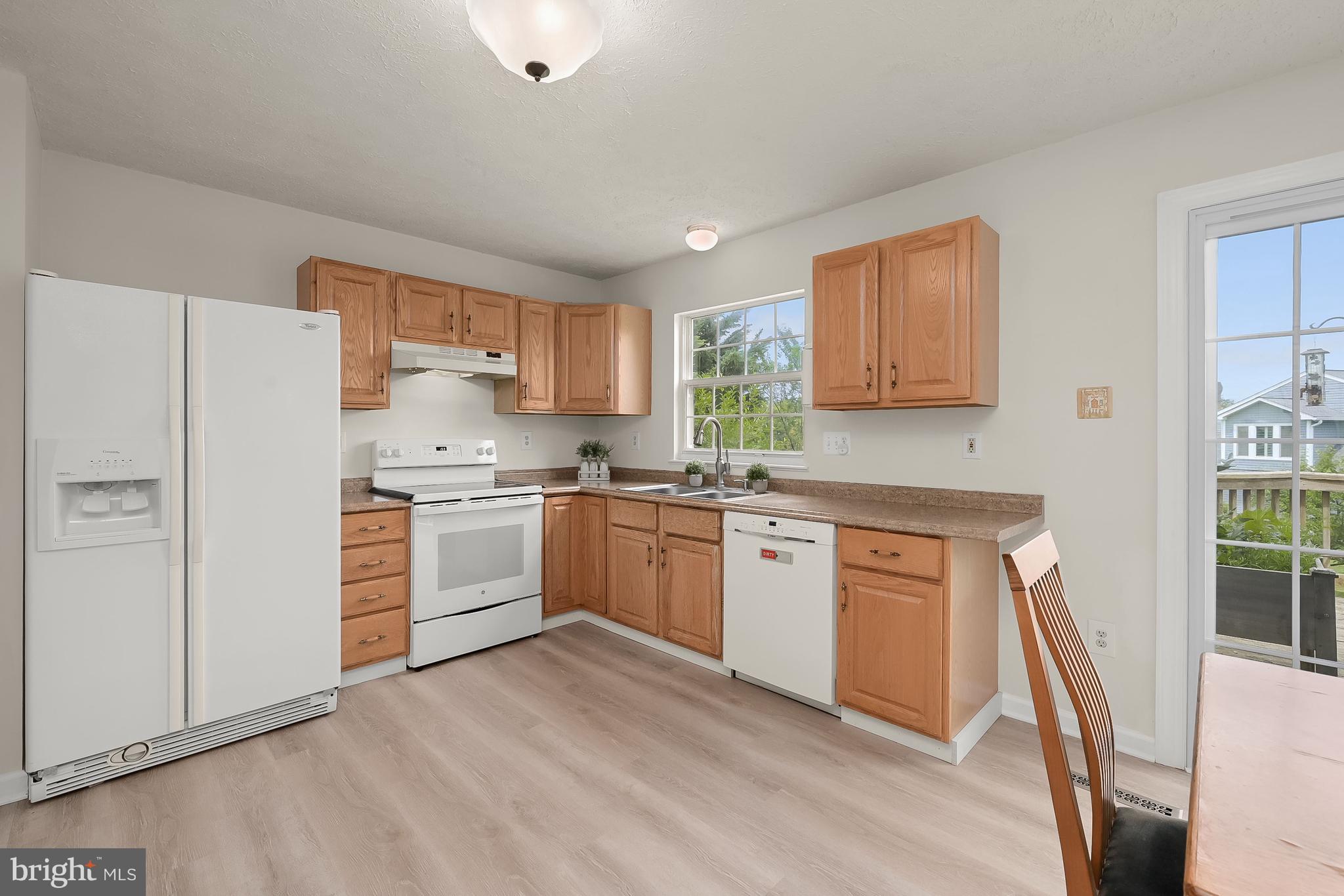 CAMBRIDGE FARMS - Residential