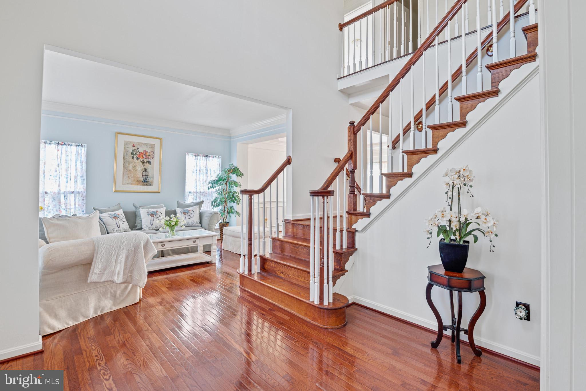 BROWNSTONE MANOR - Residential