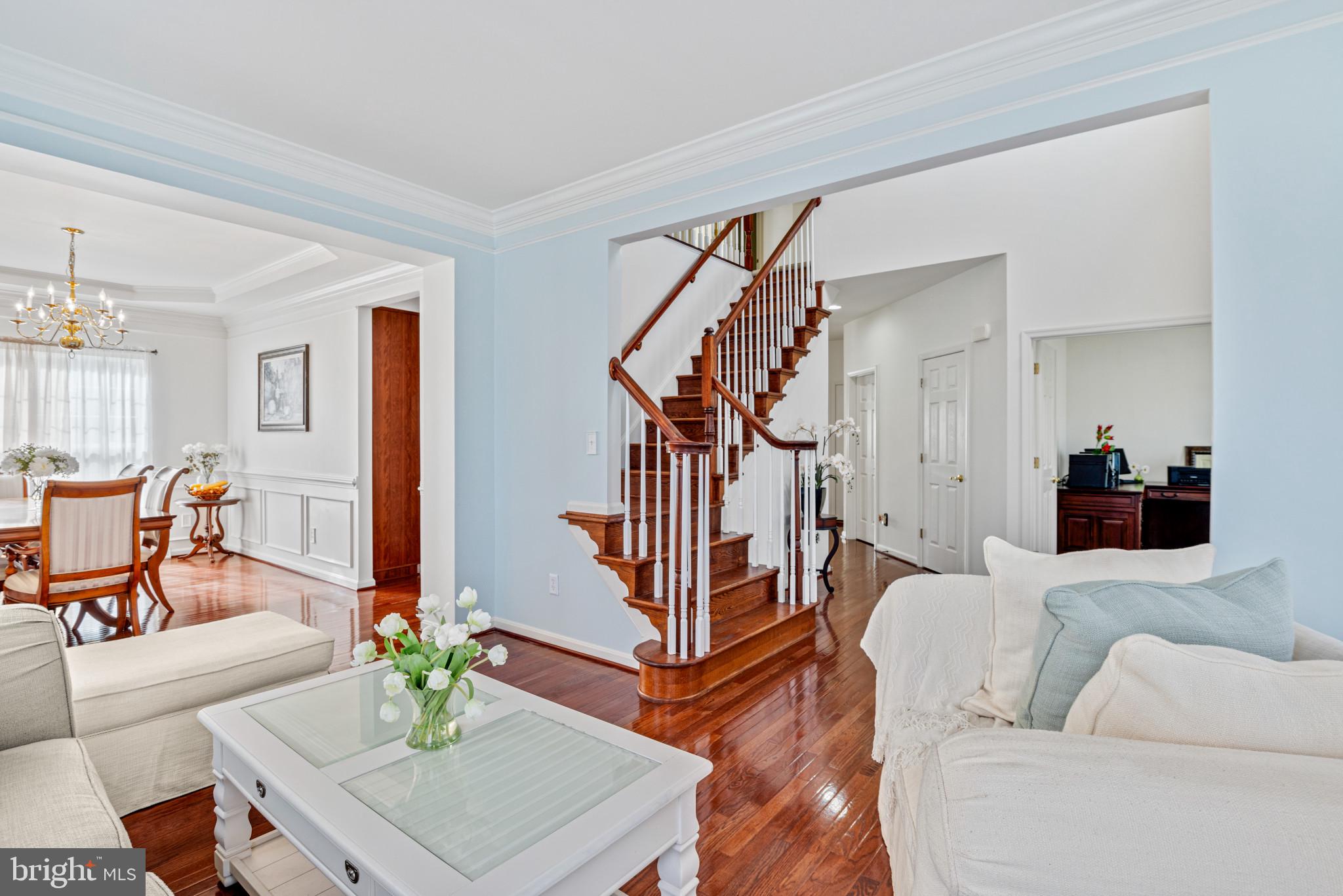 BROWNSTONE MANOR - Residential