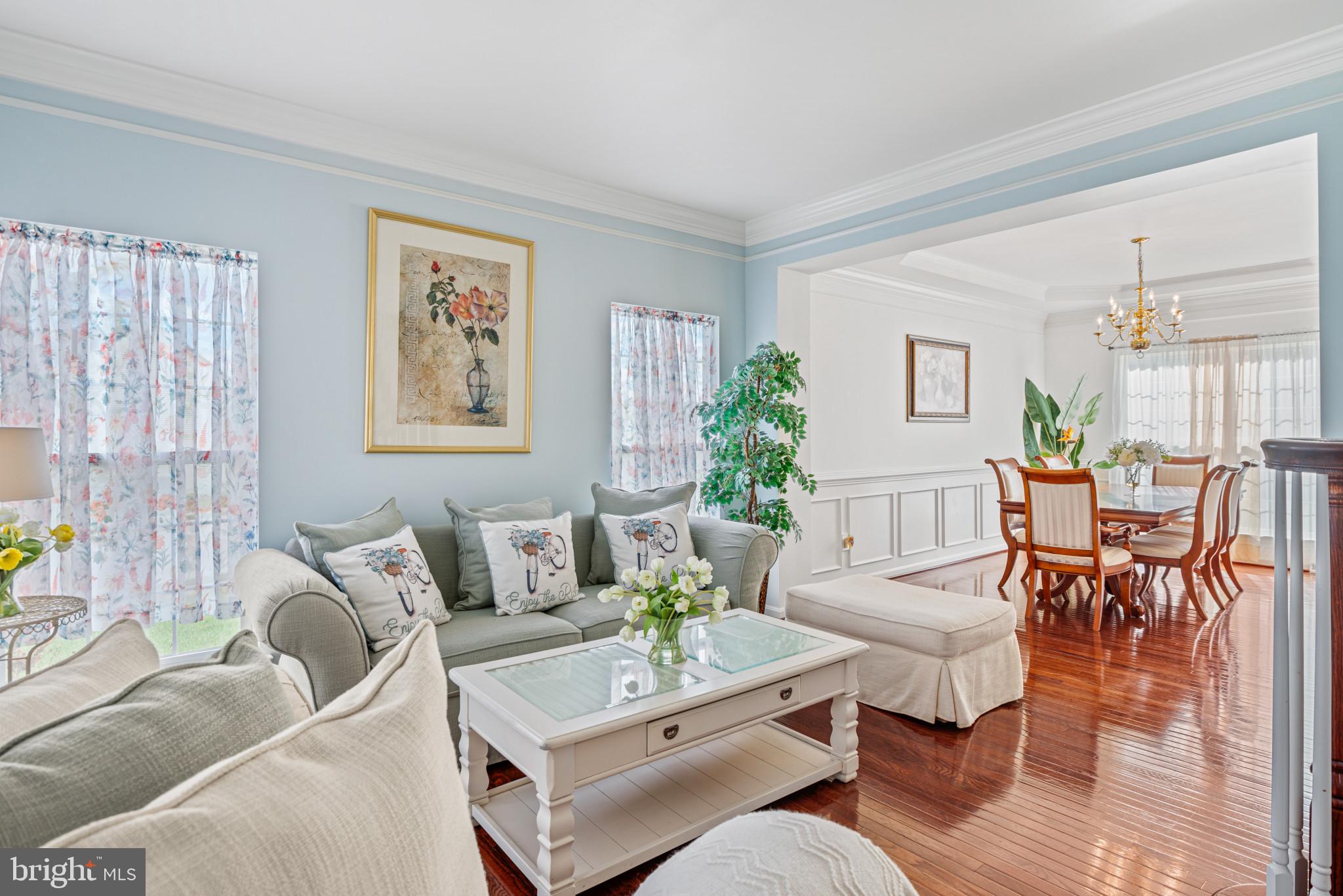 BROWNSTONE MANOR - Residential