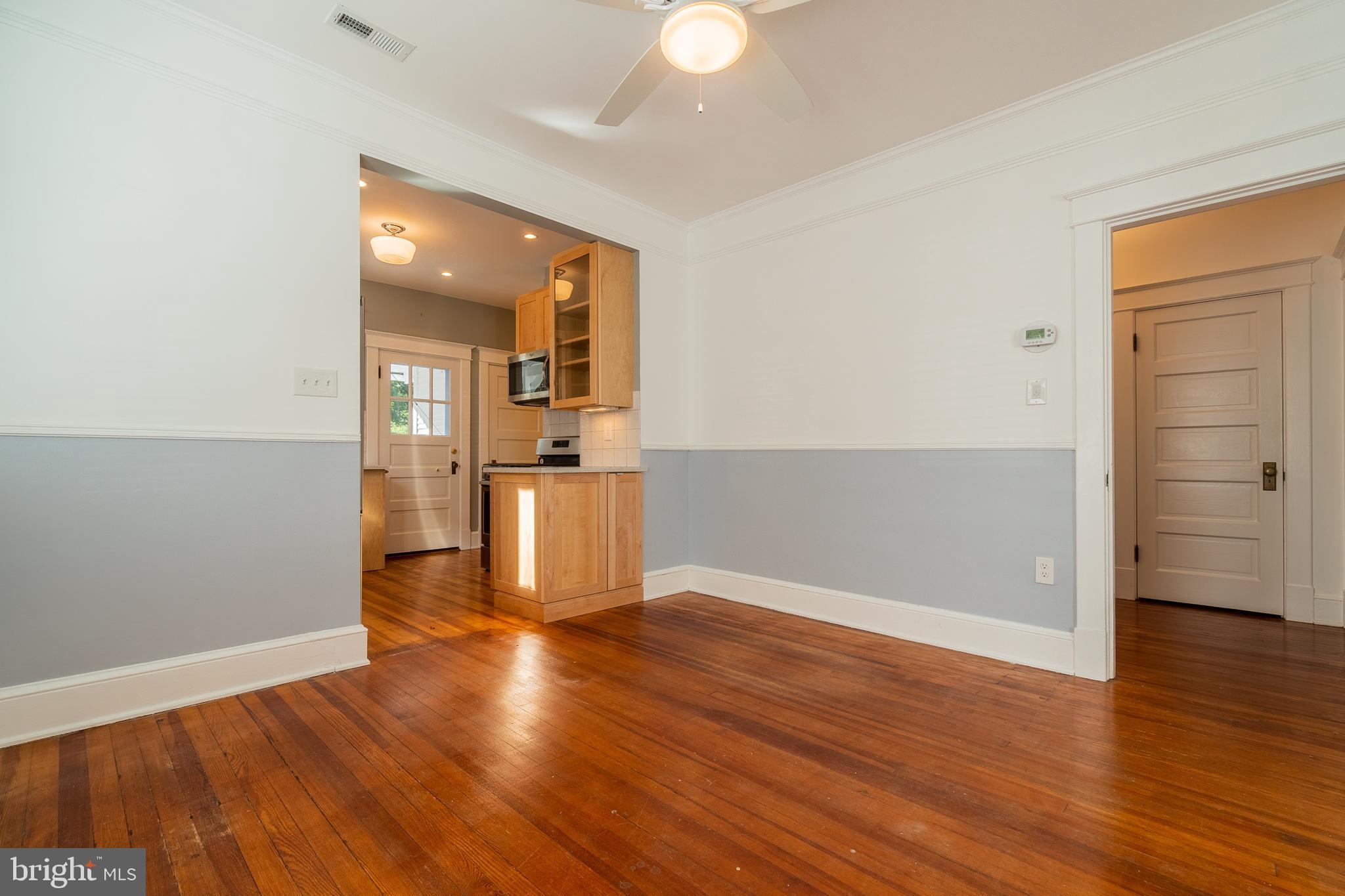 ADDISON HEIGHTS - Residential Lease