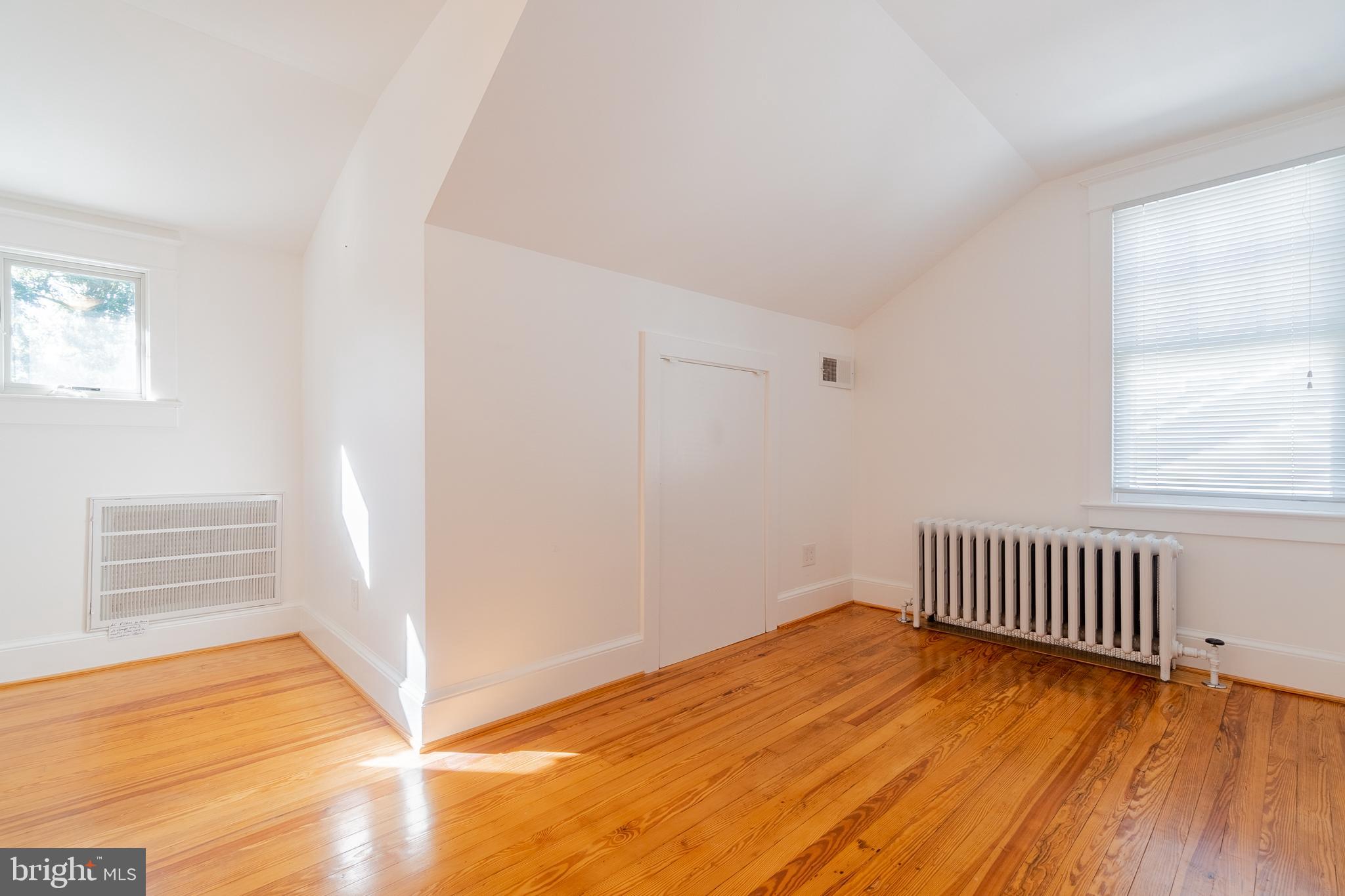 ADDISON HEIGHTS - Residential Lease