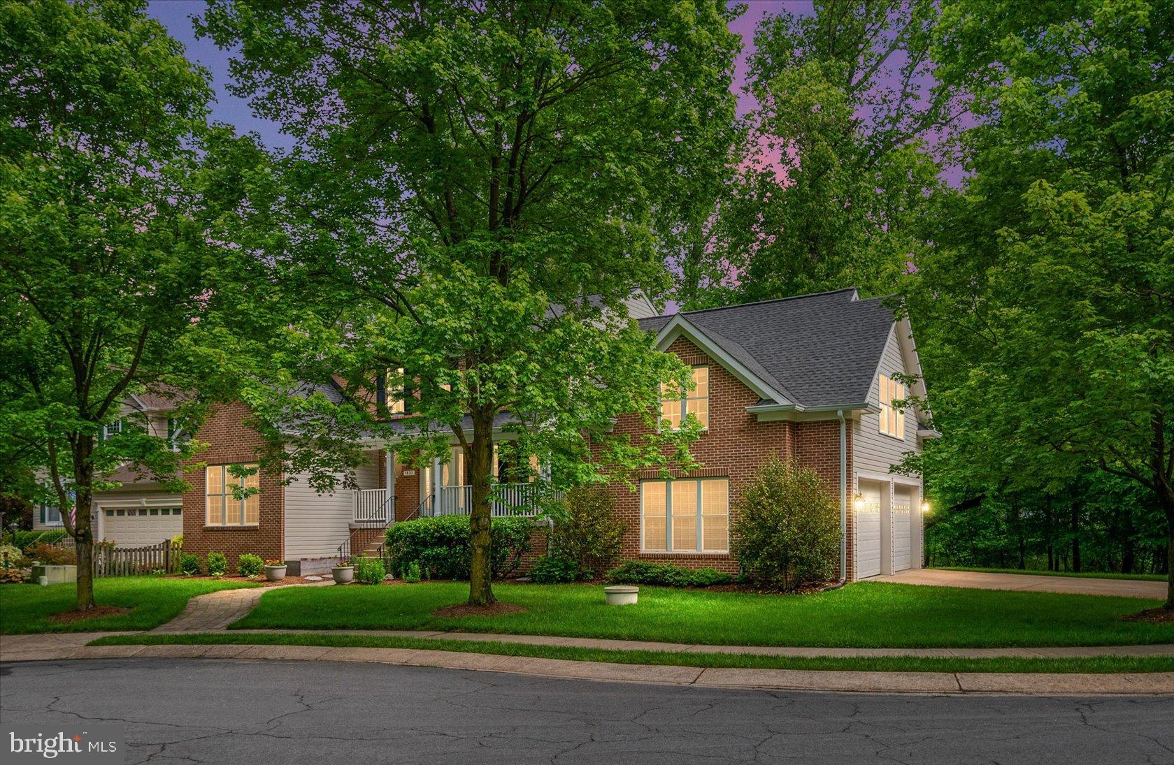 CROFTON CREST - Residential