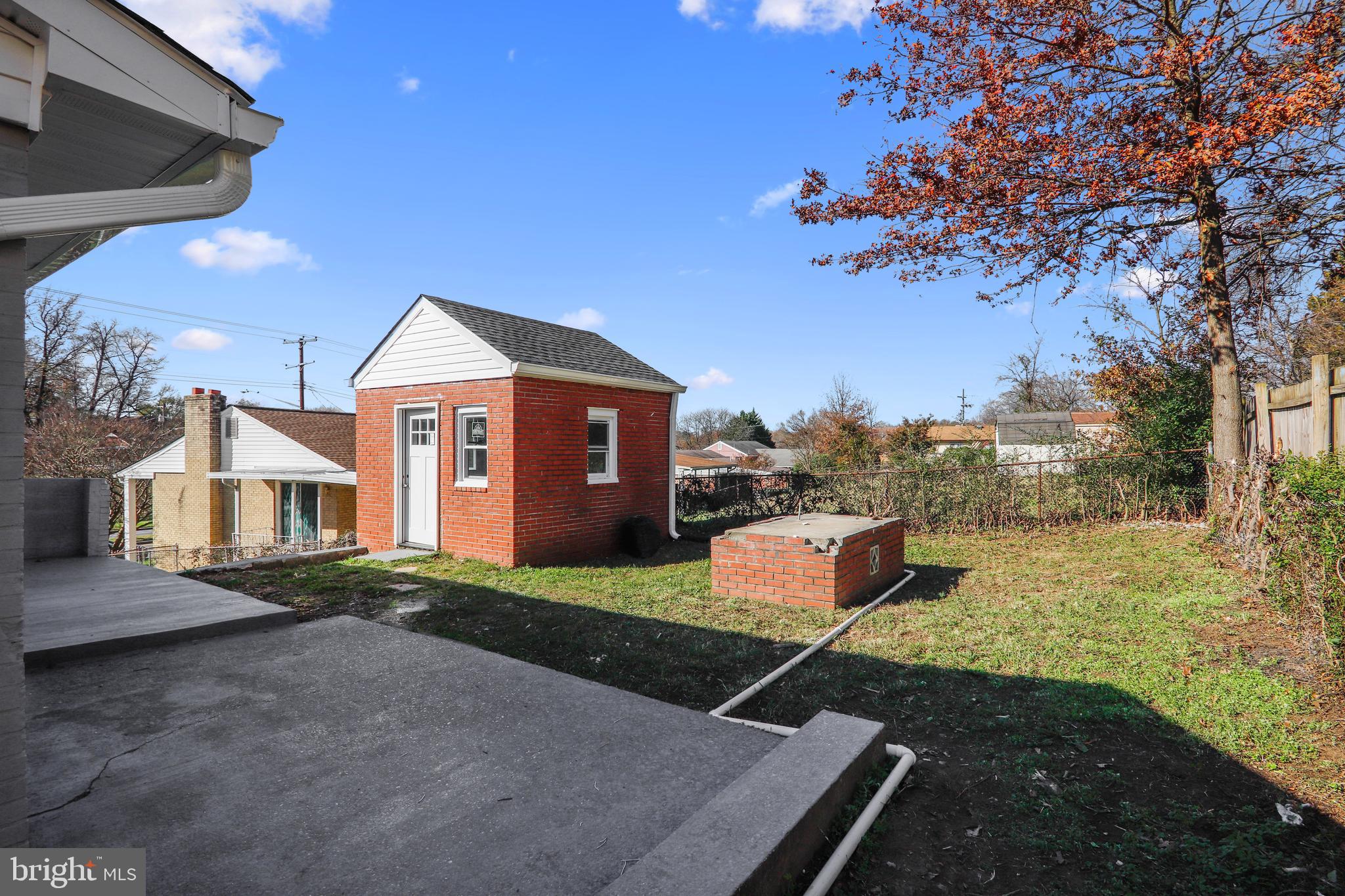 HILLCREST ESTATES - Residential