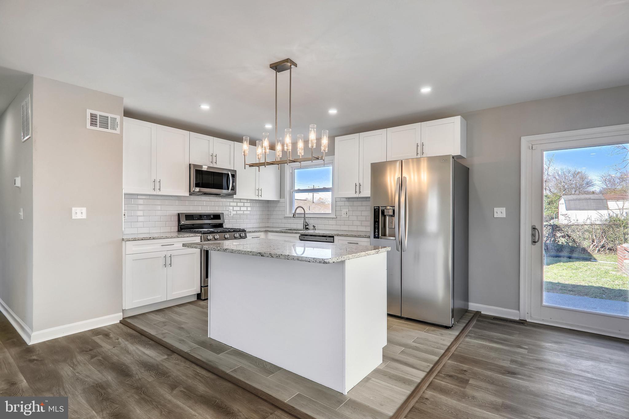 HILLCREST ESTATES - Residential