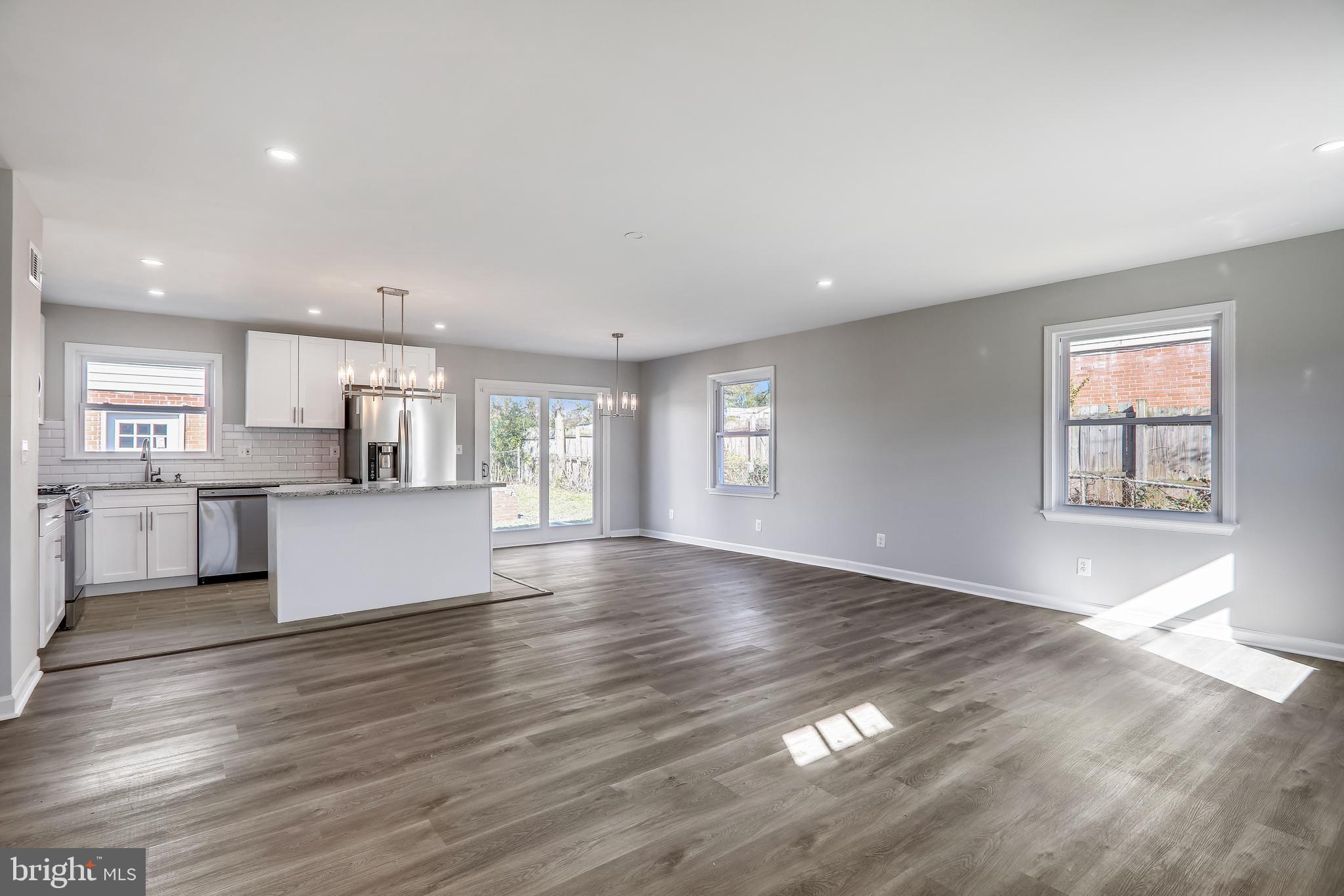 HILLCREST ESTATES - Residential