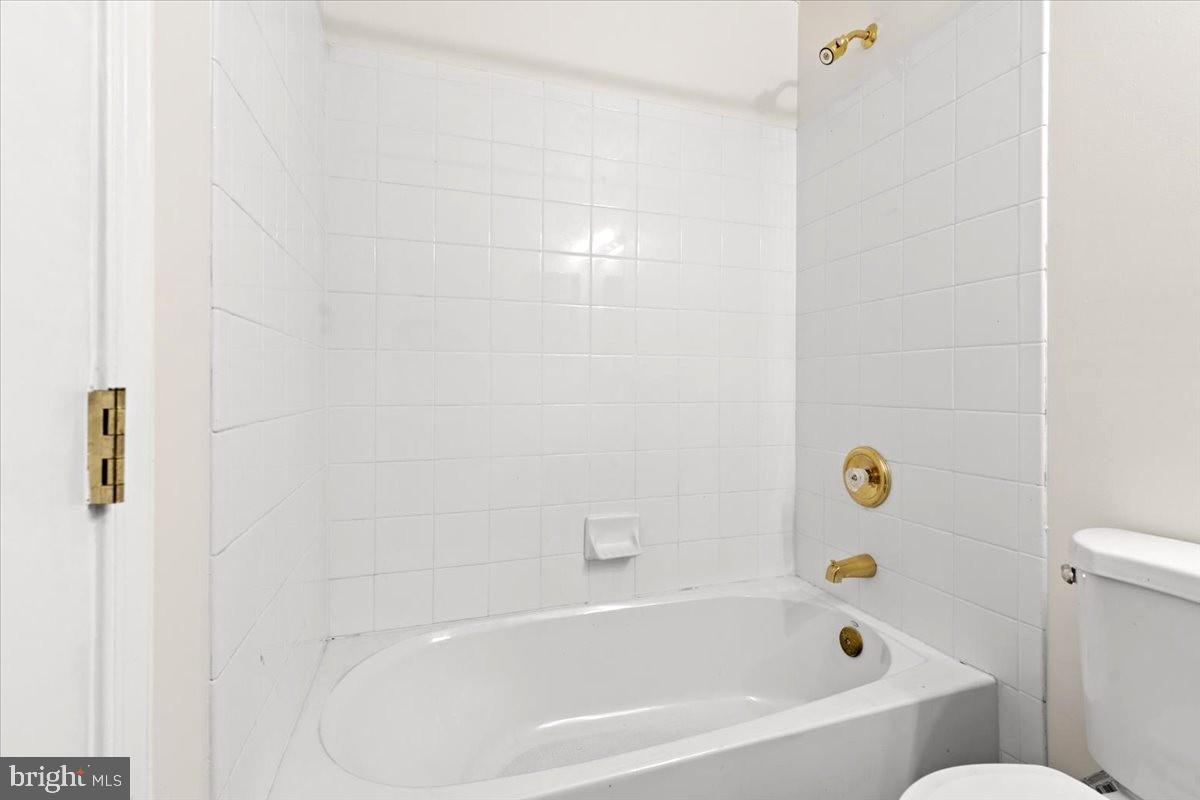 MARLTON TOWN CENTER - Residential