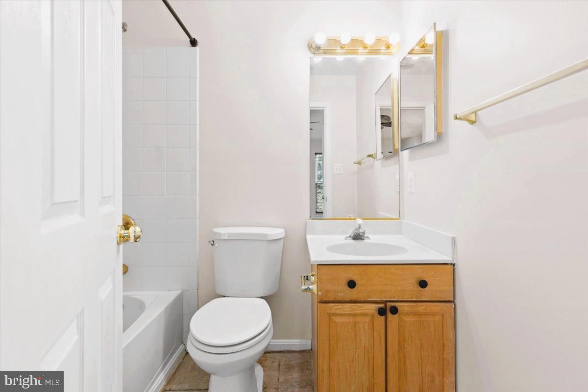 MARLTON TOWN CENTER - Residential