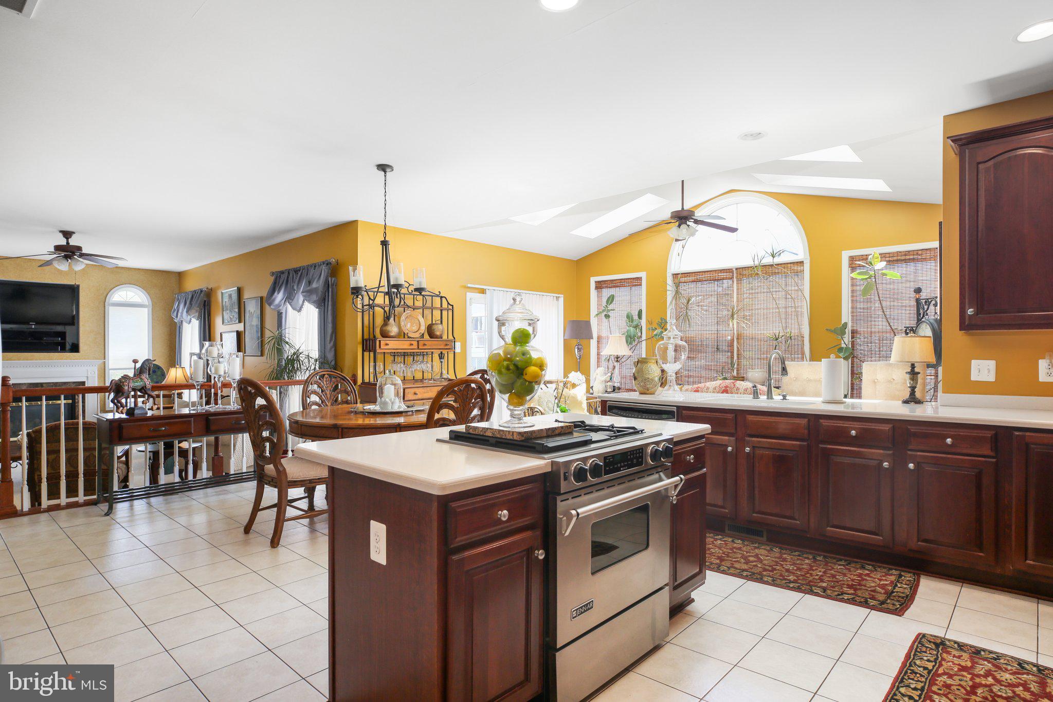 SOMERSET LANDING - Residential