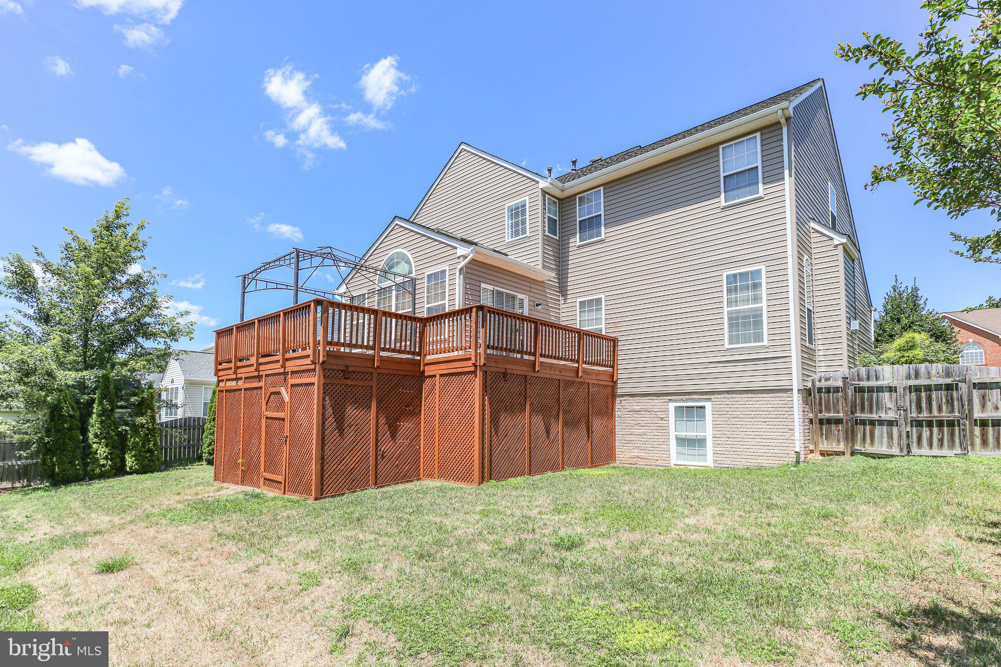 SOMERSET LANDING - Residential