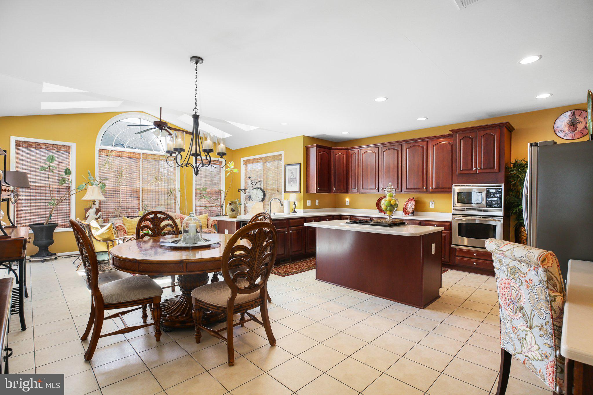 SOMERSET LANDING - Residential