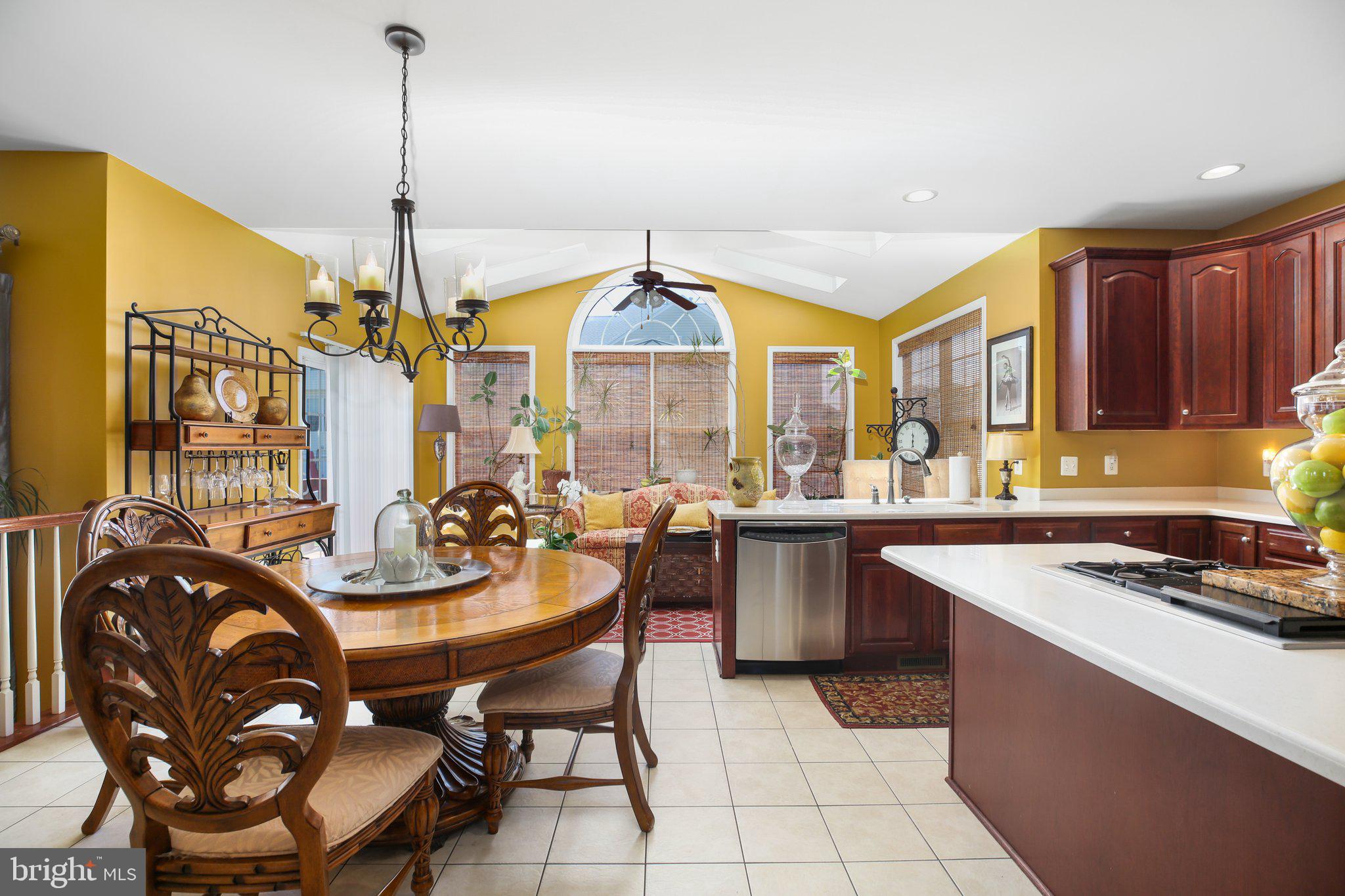 SOMERSET LANDING - Residential