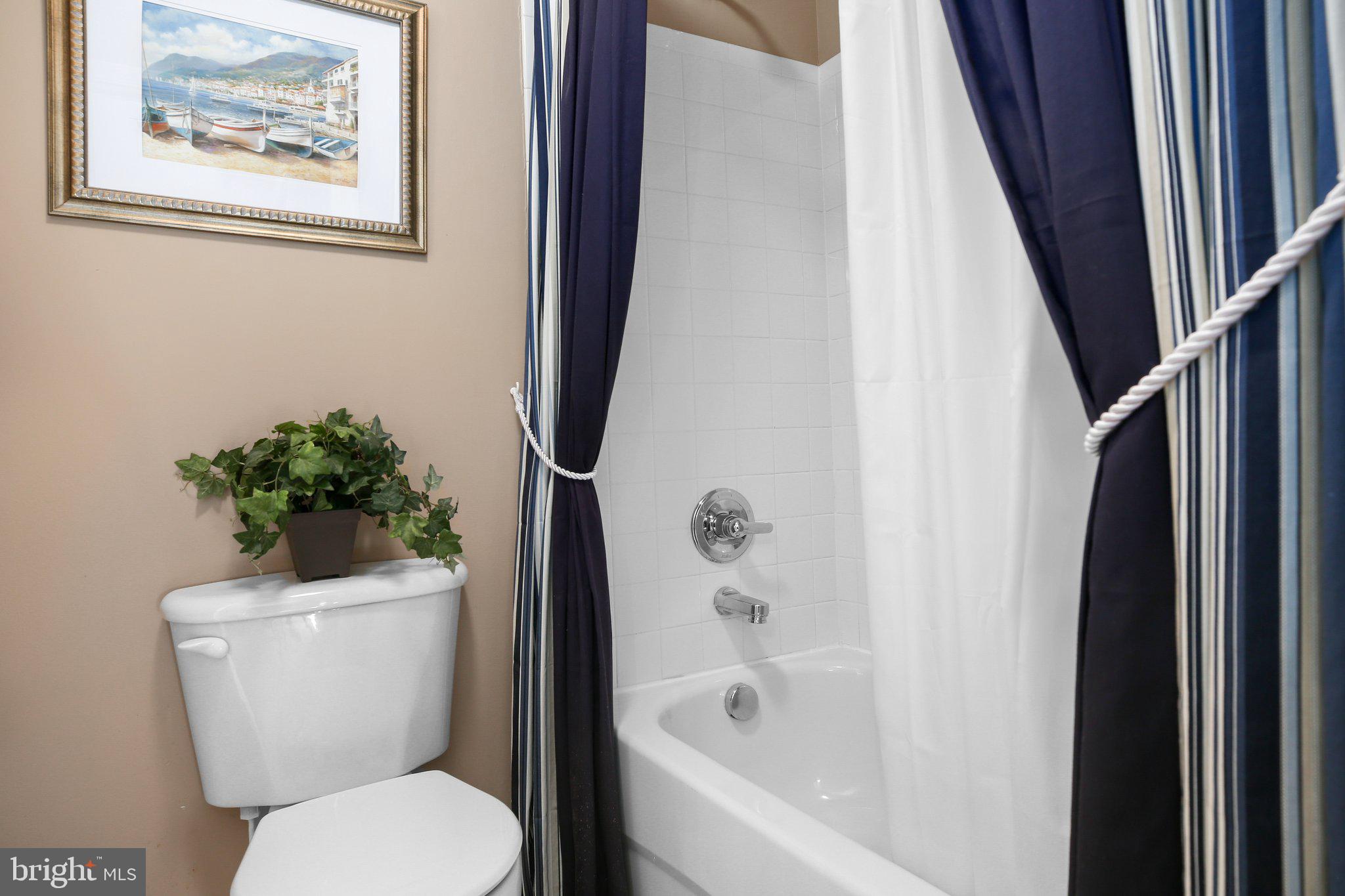 SOMERSET LANDING - Residential