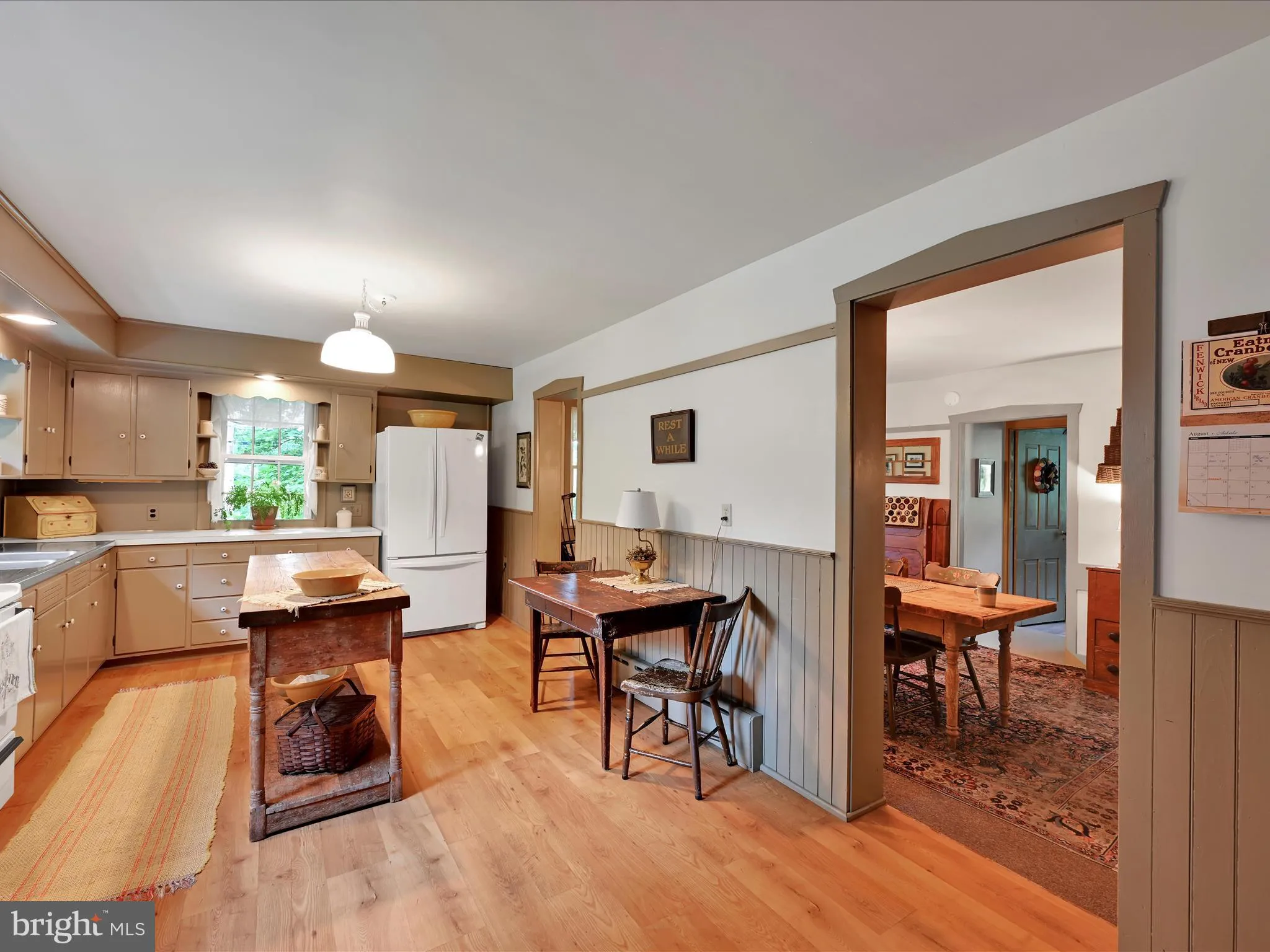 Lititz, Pennsylvania 17543, United States, 5 Bedrooms Bedrooms, ,2 BathroomsBathrooms,Residential,Pending,192214