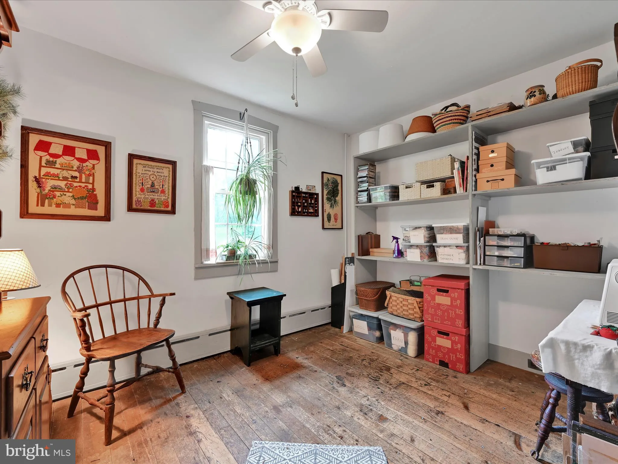 Lititz, Pennsylvania 17543, United States, 5 Bedrooms Bedrooms, ,2 BathroomsBathrooms,Residential,Pending,192214