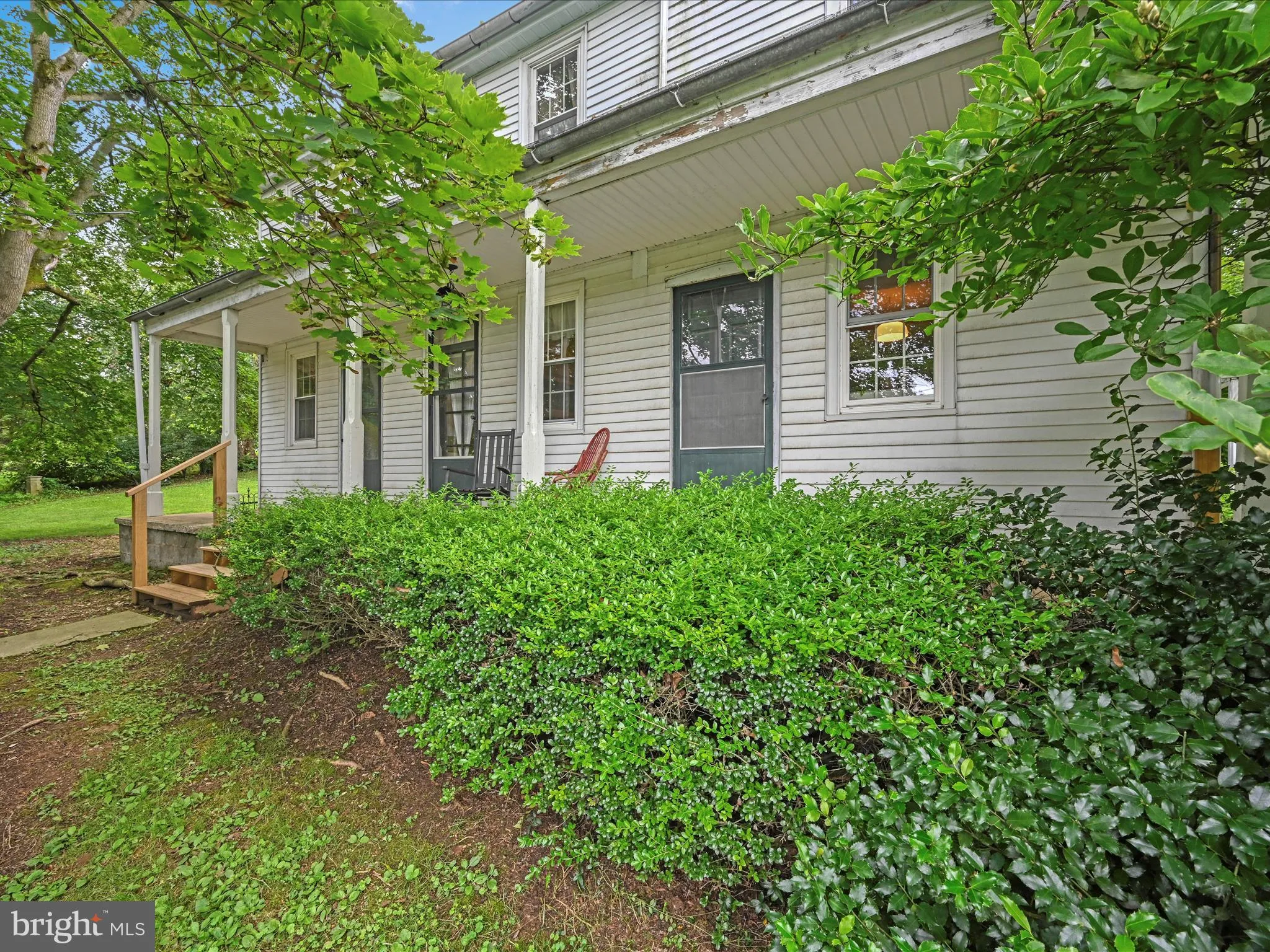 Lititz, Pennsylvania 17543, United States, 5 Bedrooms Bedrooms, ,2 BathroomsBathrooms,Residential,Pending,192214