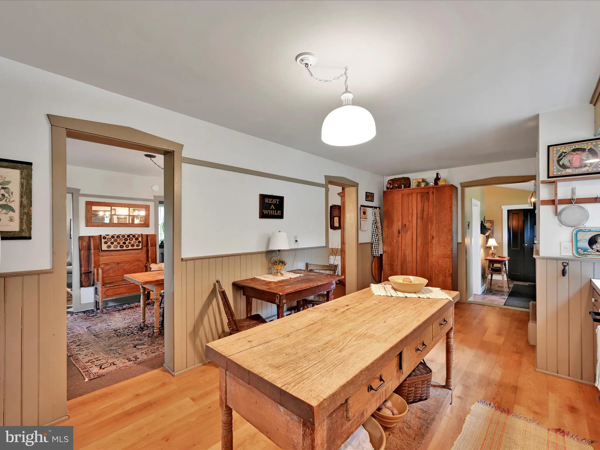 Lititz, Pennsylvania 17543, United States, 5 Bedrooms Bedrooms, ,2 BathroomsBathrooms,Residential,Pending,192214