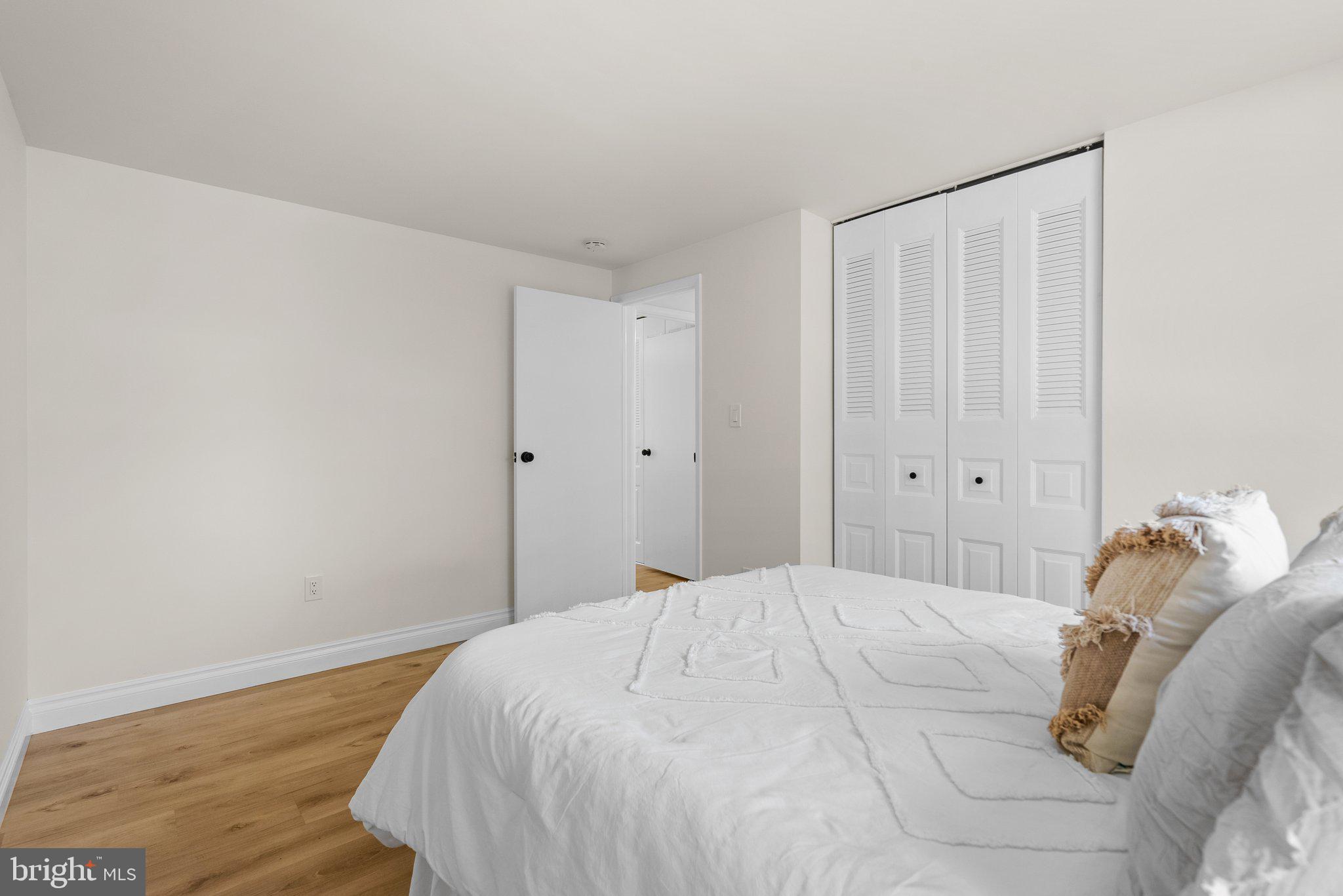 CHARLENE - Residential