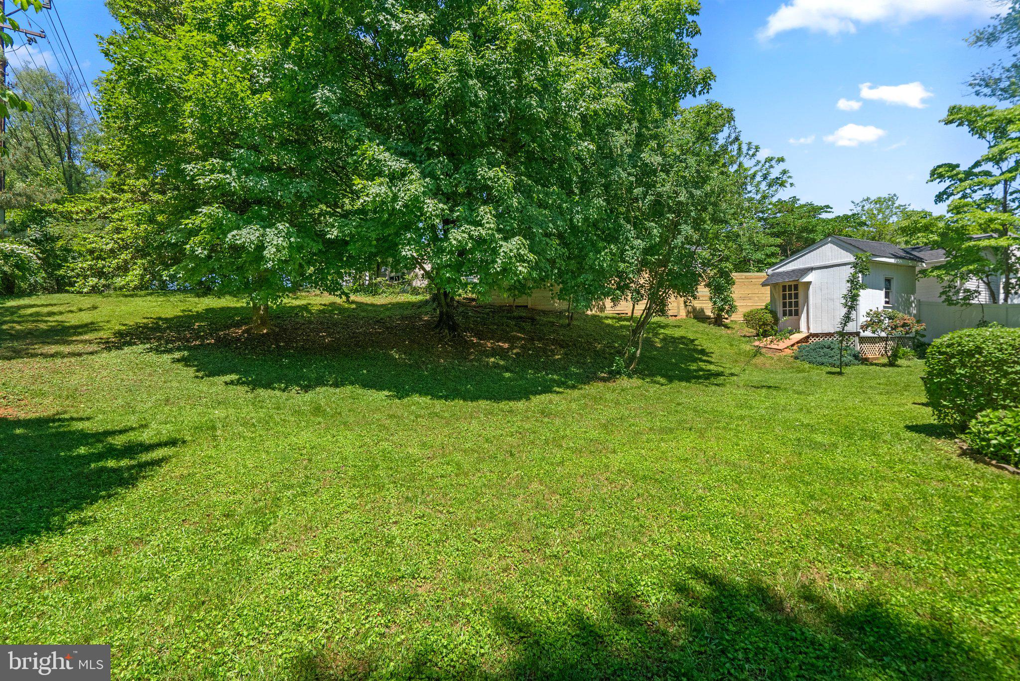 CHARLENE - Residential