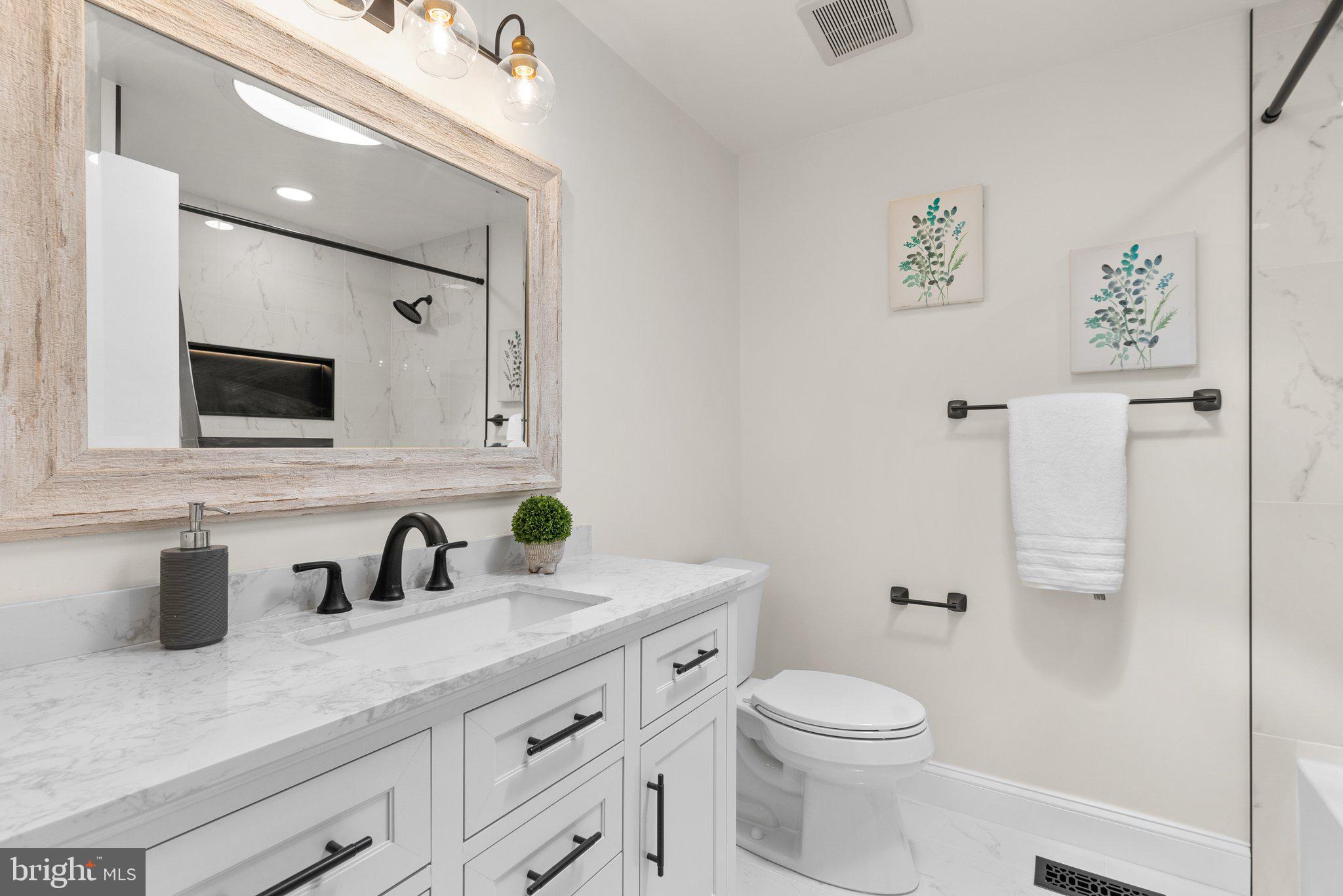 CHARLENE - Residential