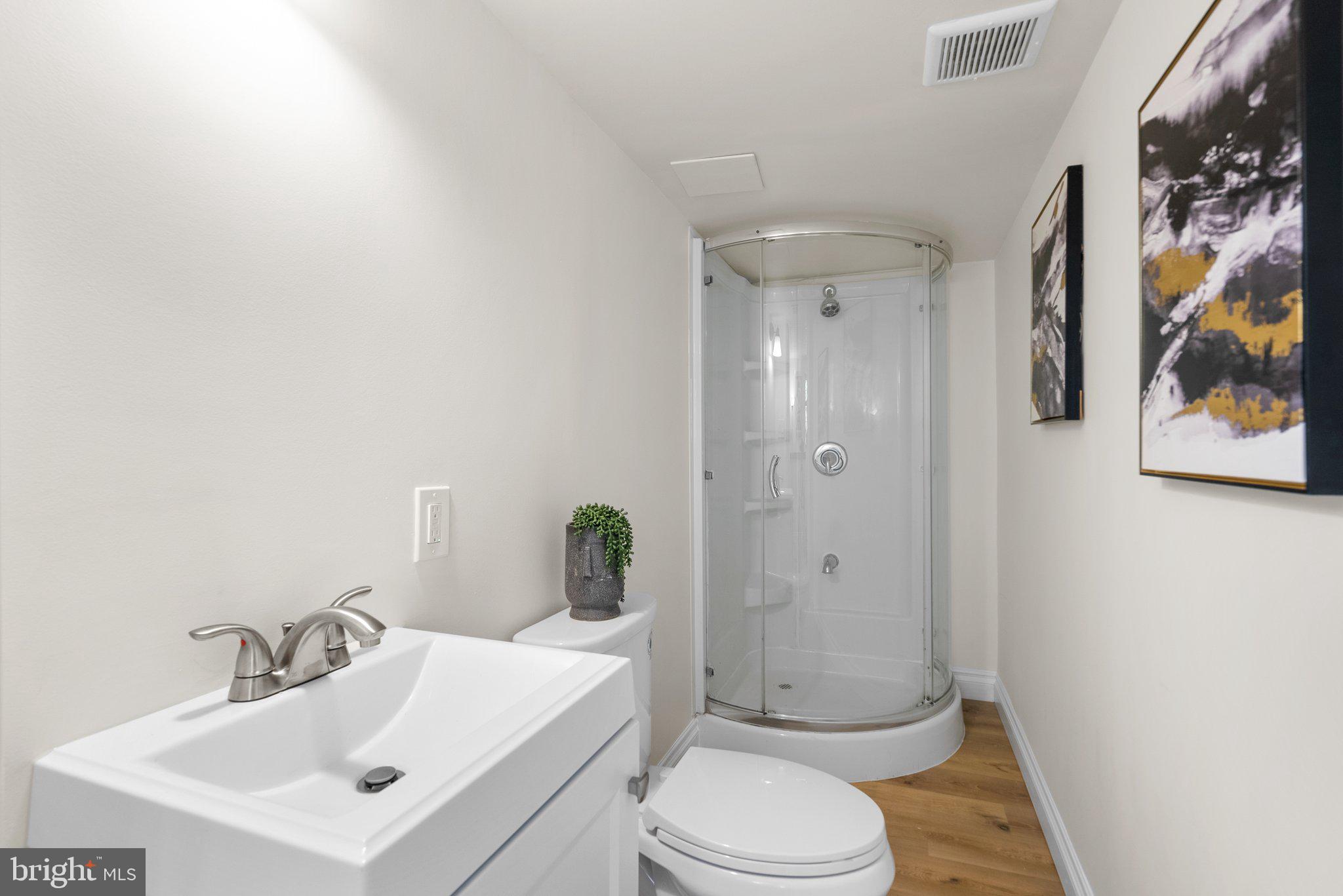 CHARLENE - Residential