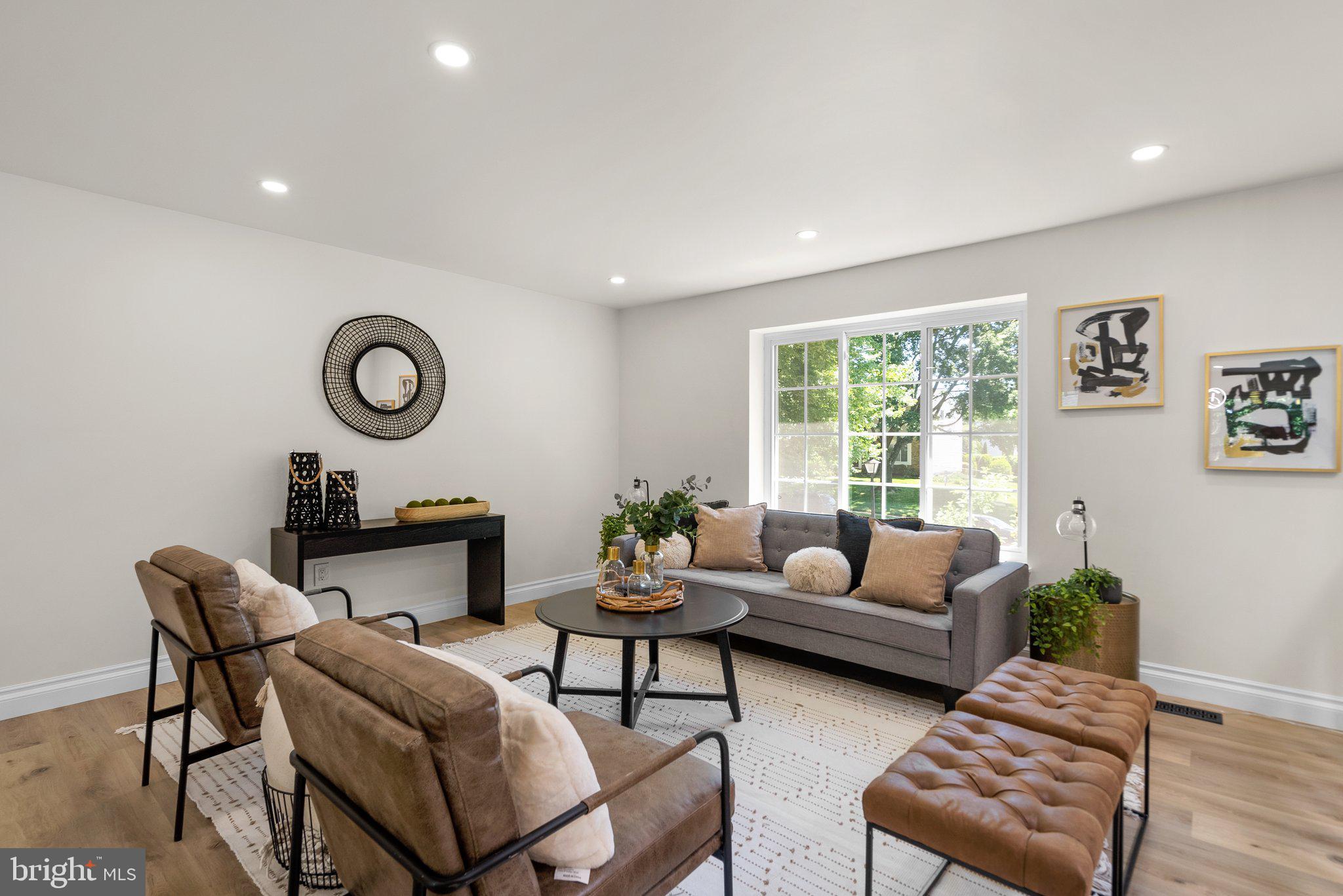 CHARLENE - Residential