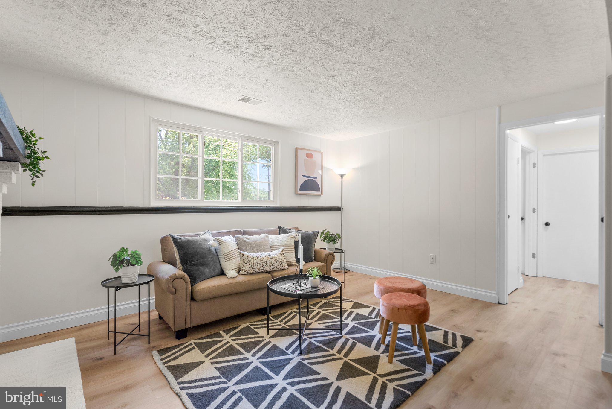 CHARLENE - Residential