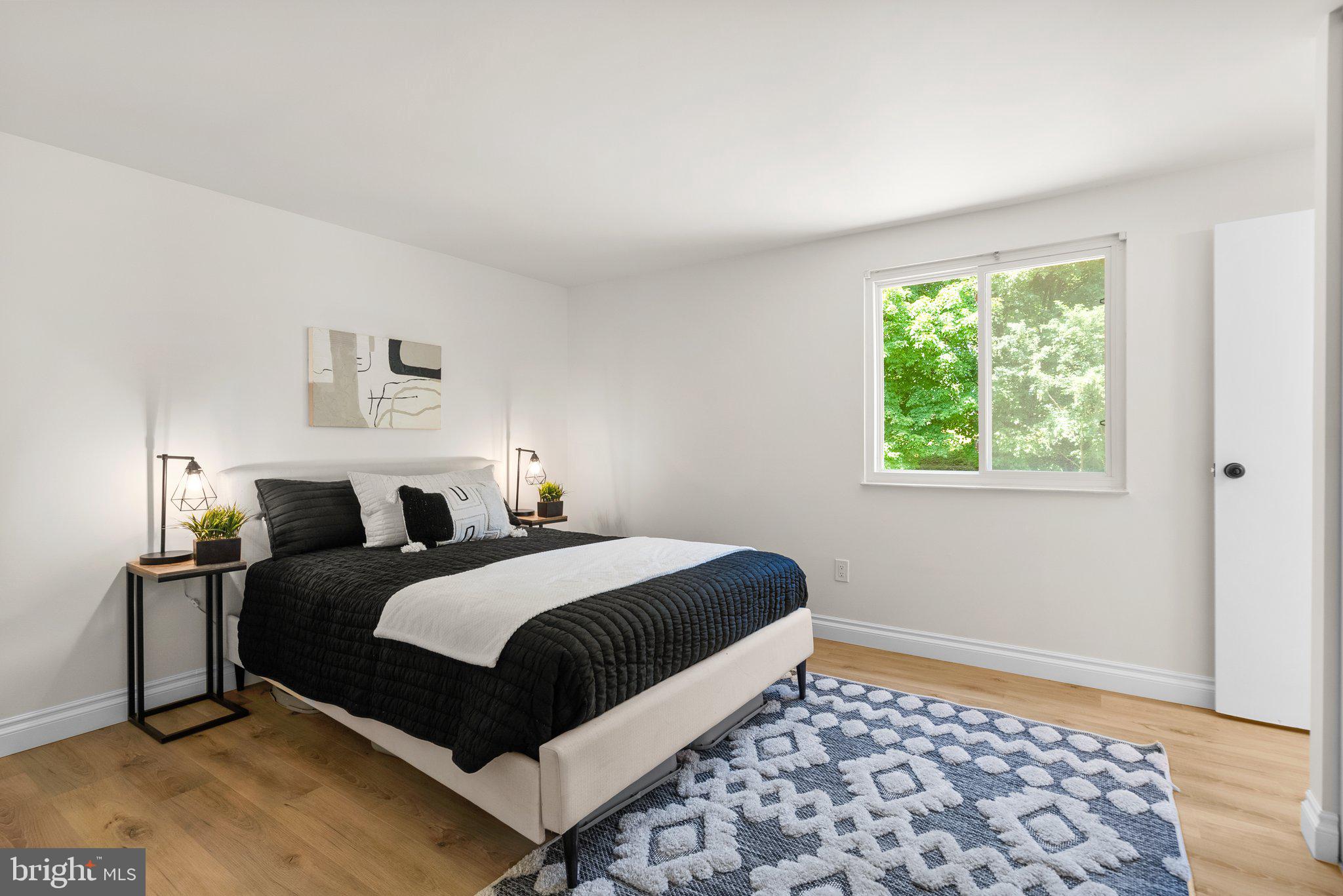 CHARLENE - Residential