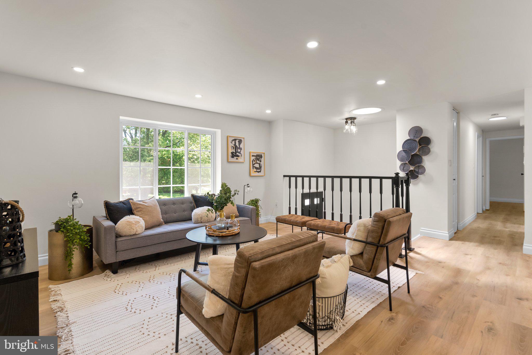 CHARLENE - Residential