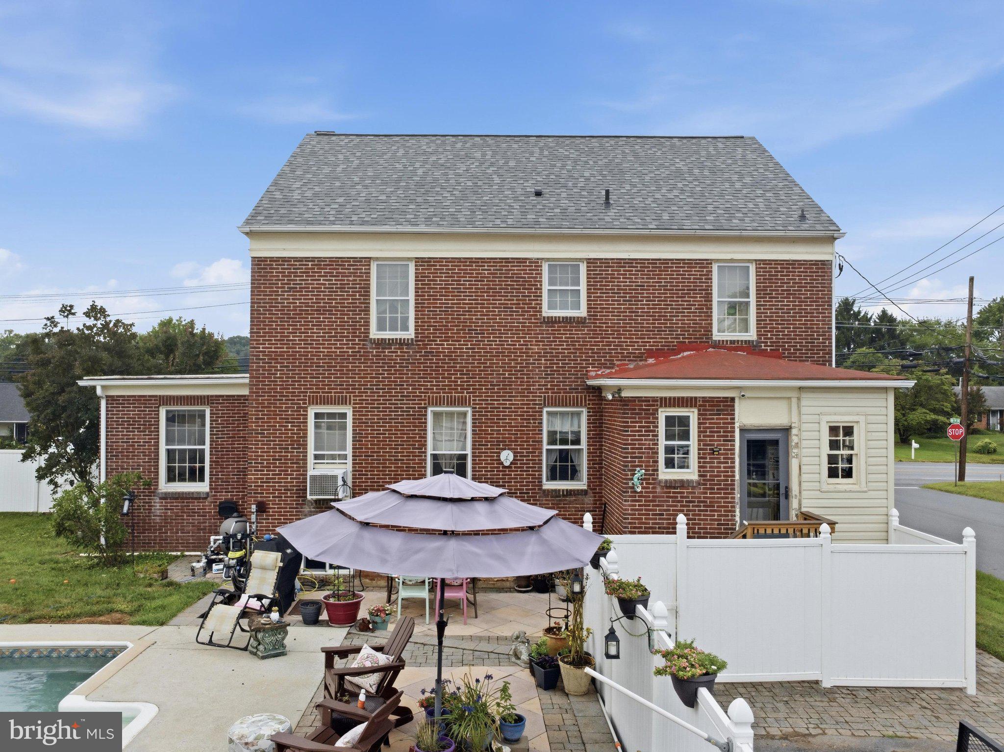 235 E POTOMAC STREET