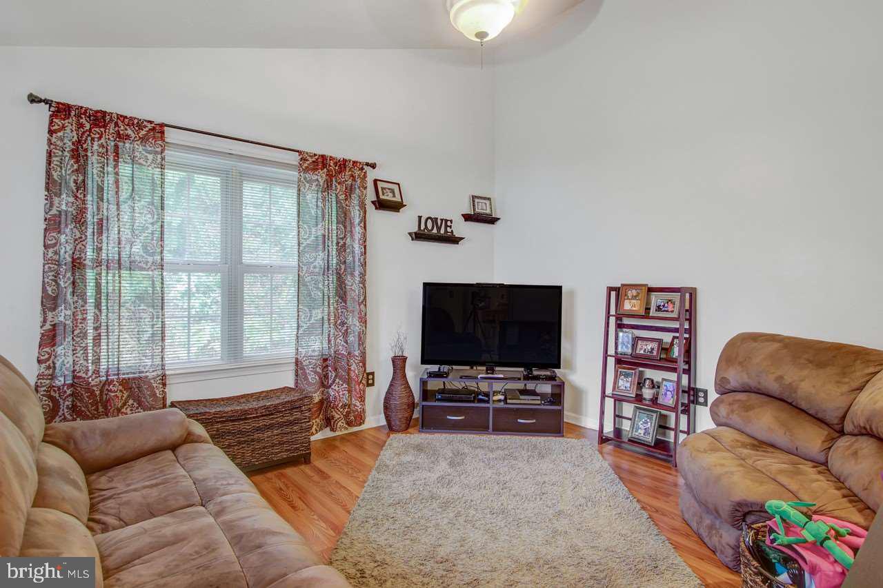 WEST RIDGE - Residential