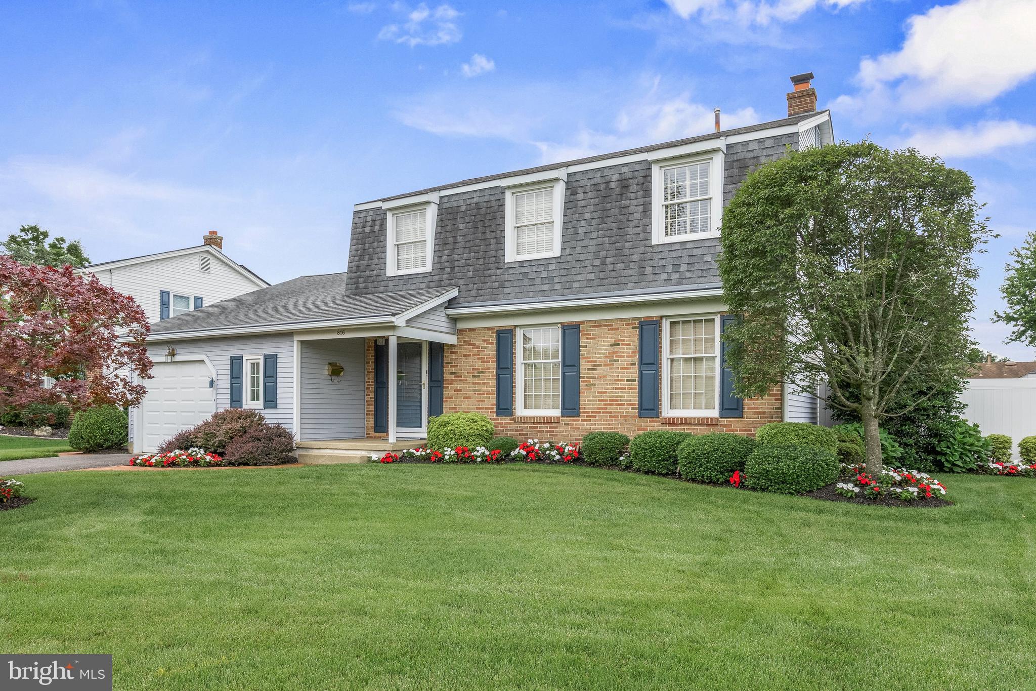 816 COTSWOLD ROAD