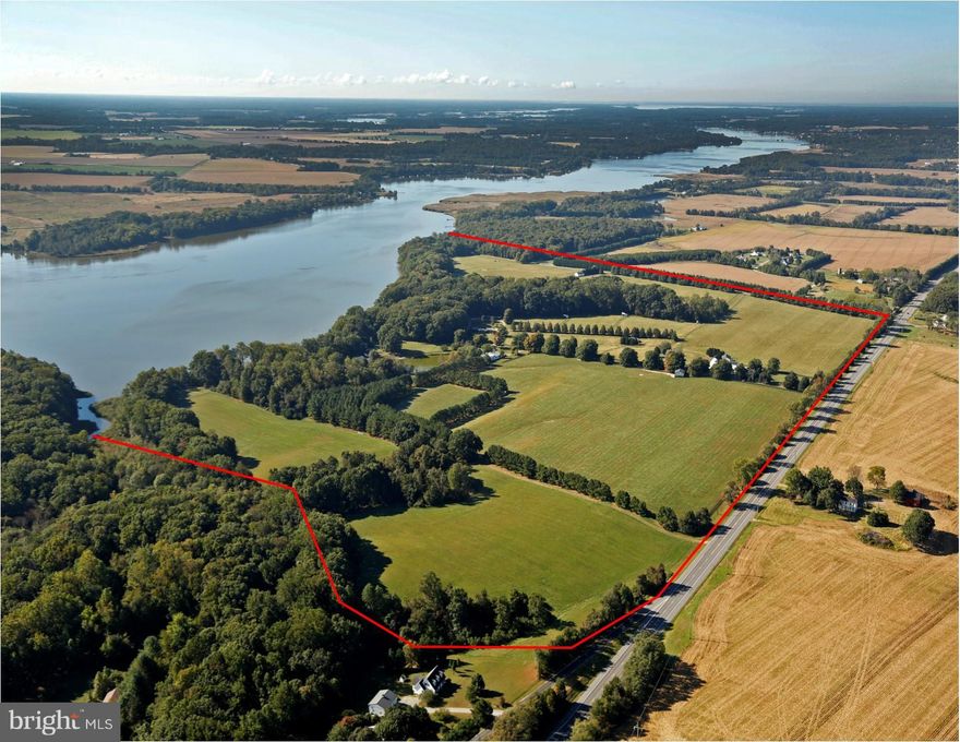 Buckingham Farm, fronting the Chester River, is one of the most picturesque horse farms in MD. This prominent Thoroughbred Horse breeding operation raised home-bred, stakes-placed winners such as Green Alligator, Master Speaker, Crab Cakes...Receiving just as much love & attention was the property itself -152.49 acres improved w/main residence, historic train station, caretaker house, barns...