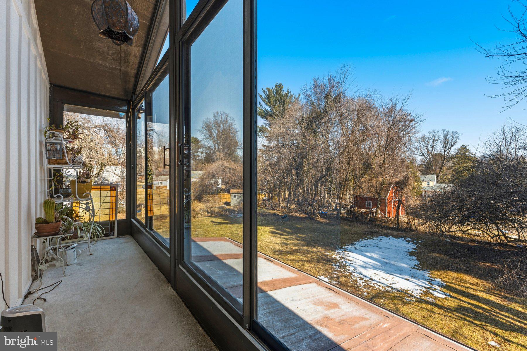 BURNT MILLS HILLS - Residential