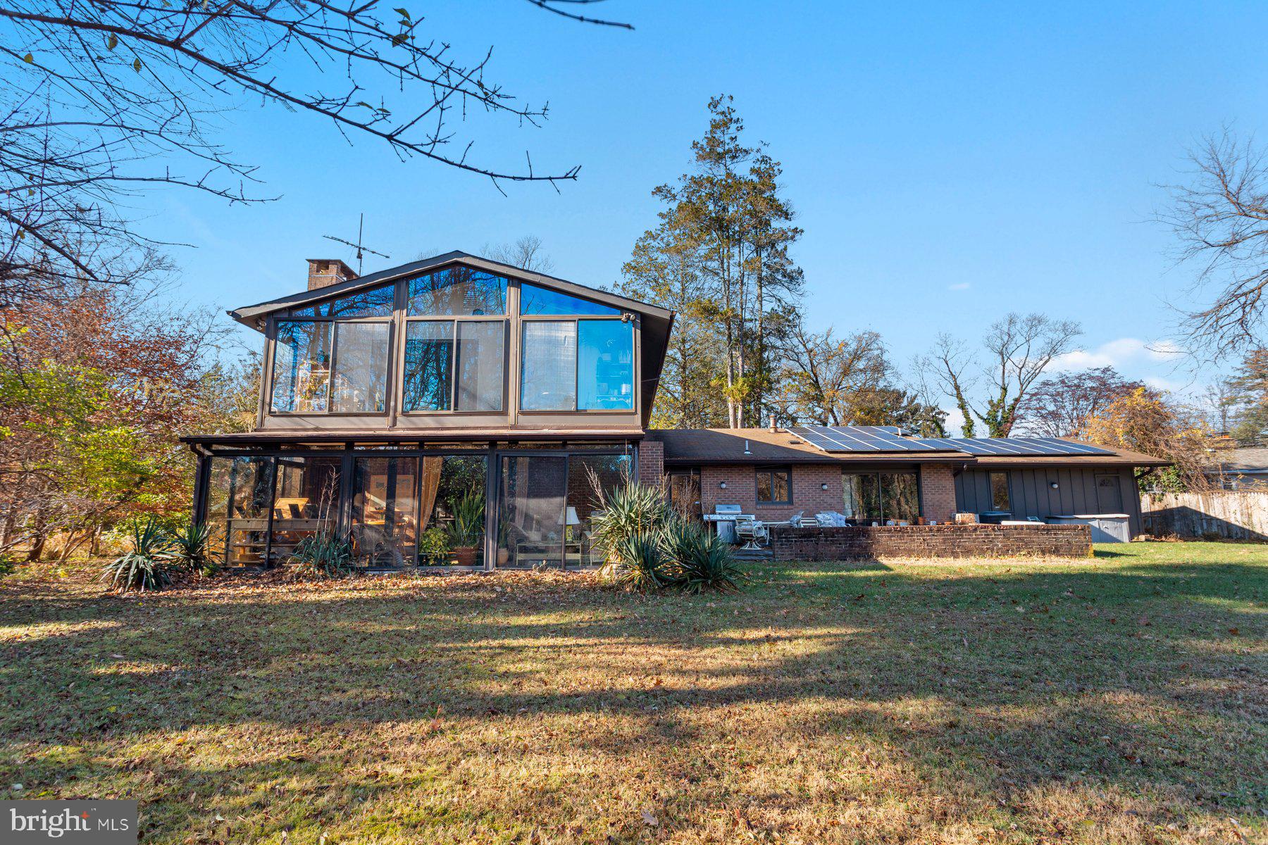 BURNT MILLS HILLS - Residential