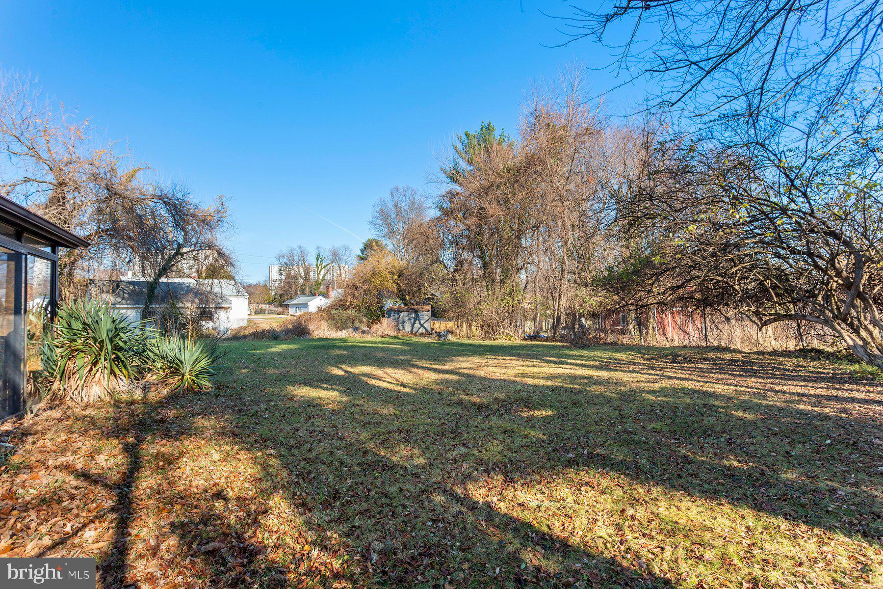 BURNT MILLS HILLS - Residential