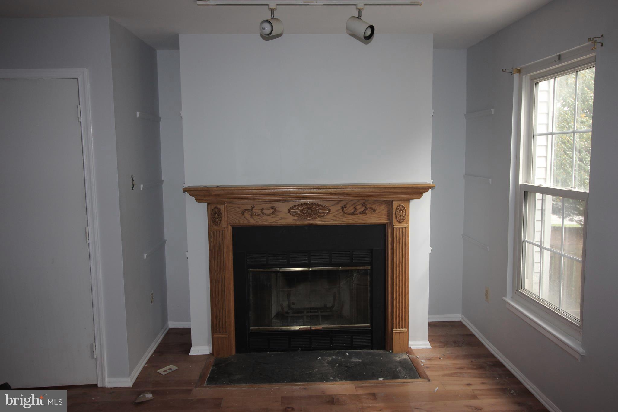 MARBLE HILL - Residential