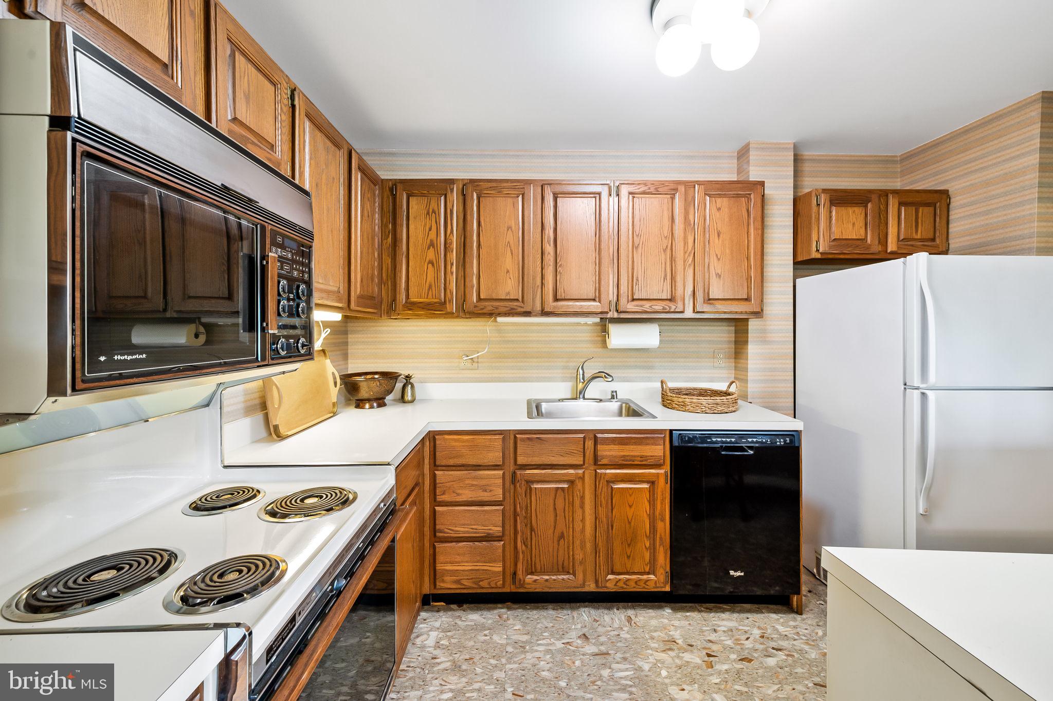 MOUNT WASHINGTON - Residential