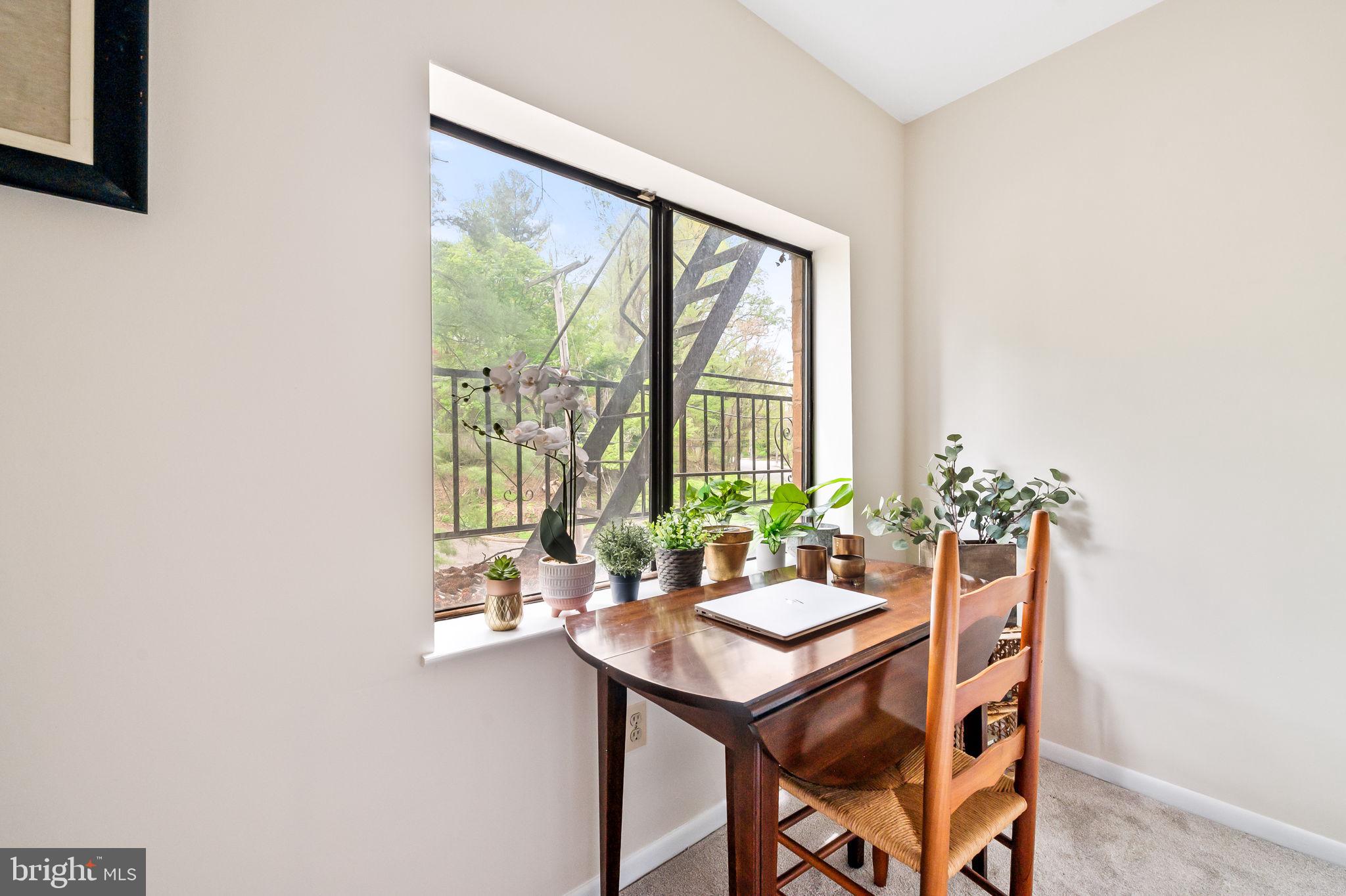 MOUNT WASHINGTON - Residential