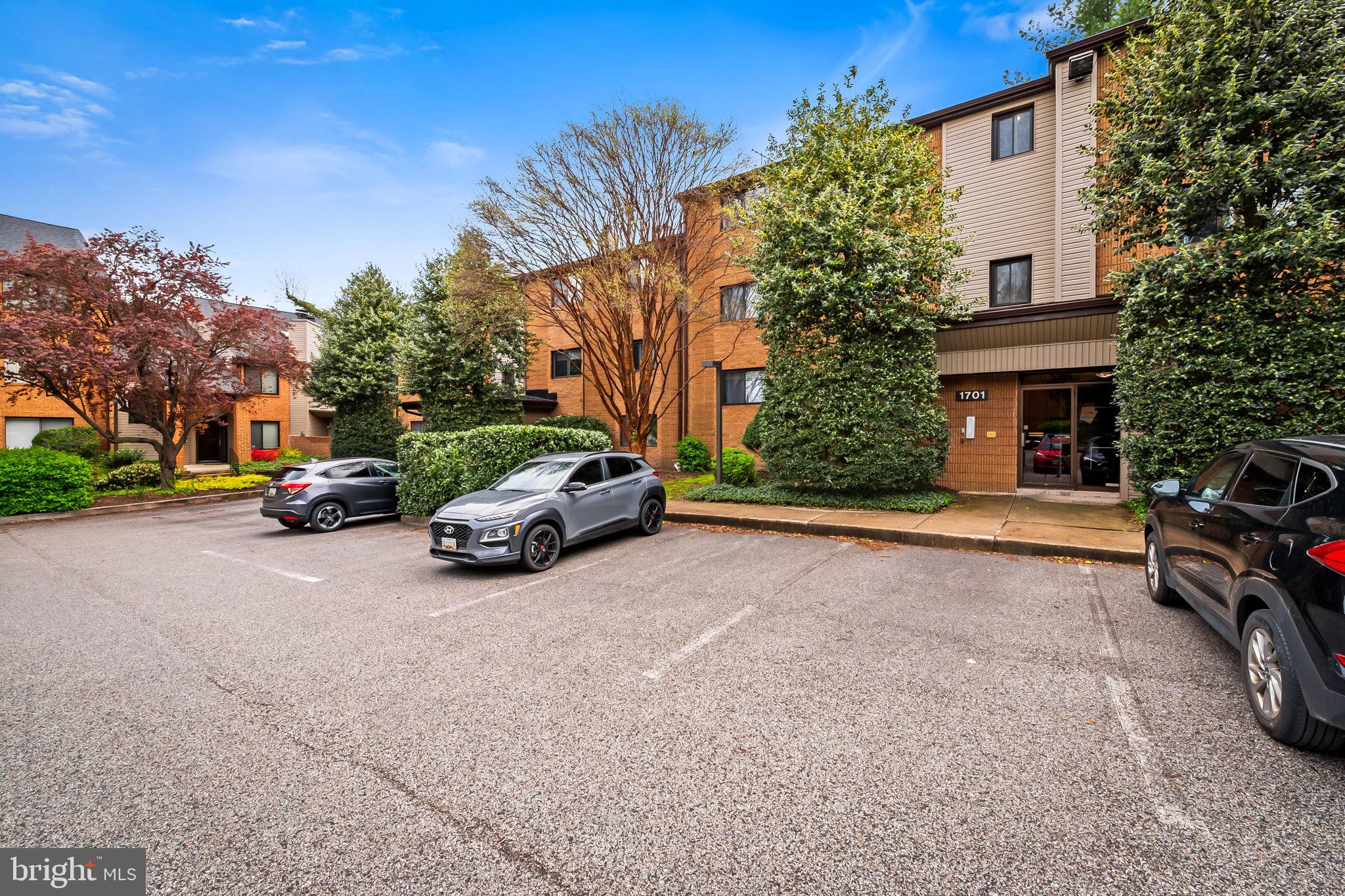 MOUNT WASHINGTON - Residential