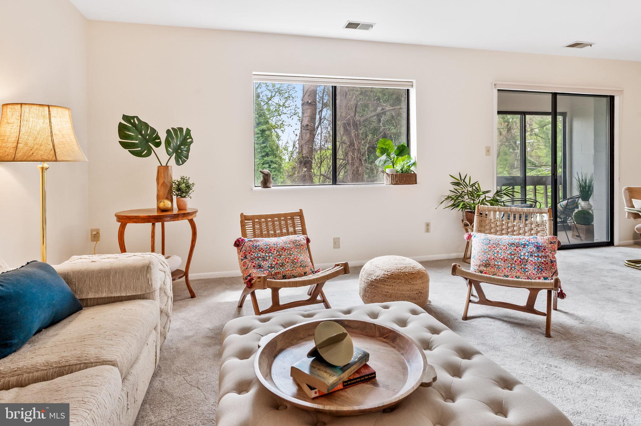 MOUNT WASHINGTON - Residential