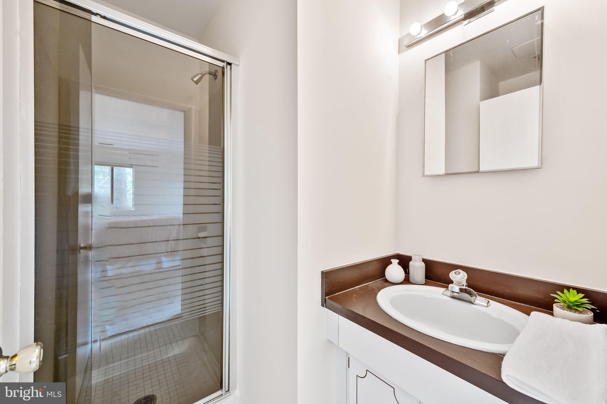 MOUNT WASHINGTON - Residential