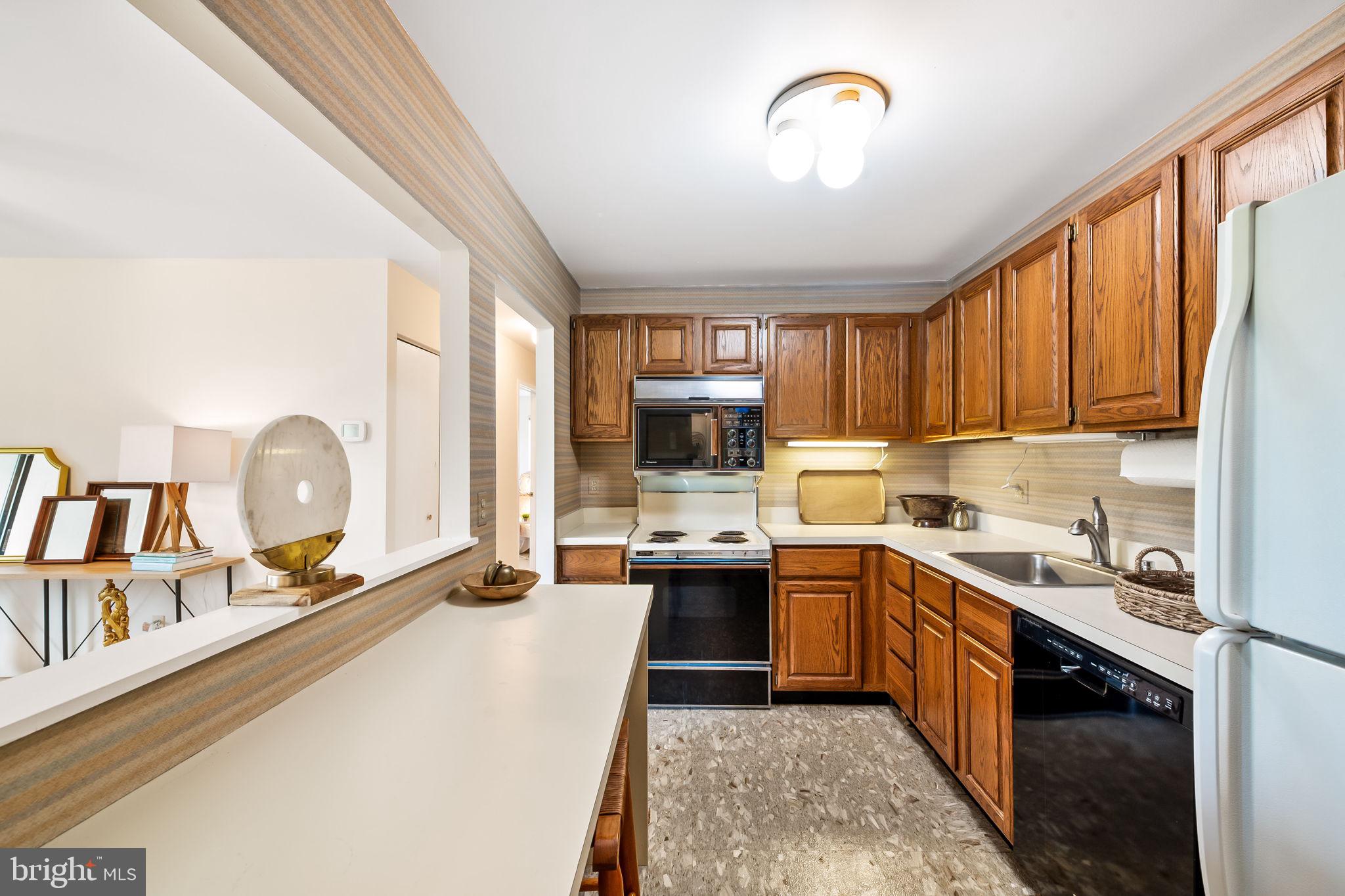 MOUNT WASHINGTON - Residential