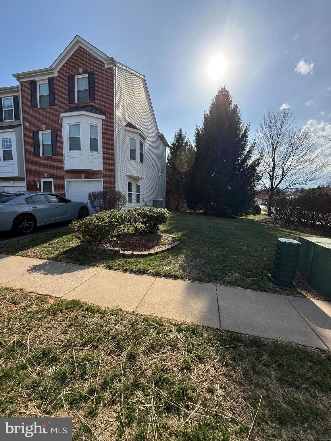 WHISPERING RIDGE - Residential