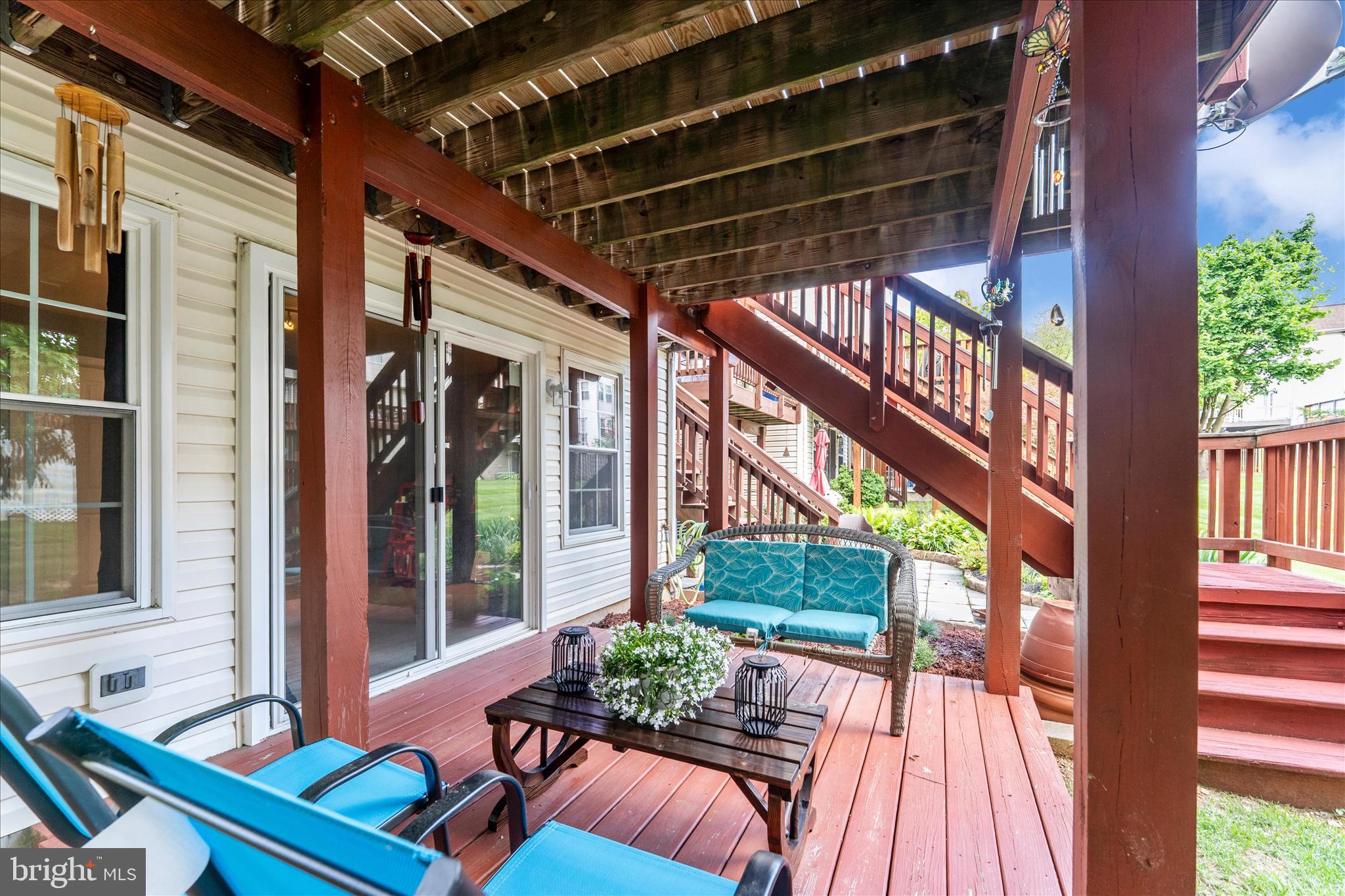 WHISPERING RIDGE - Residential