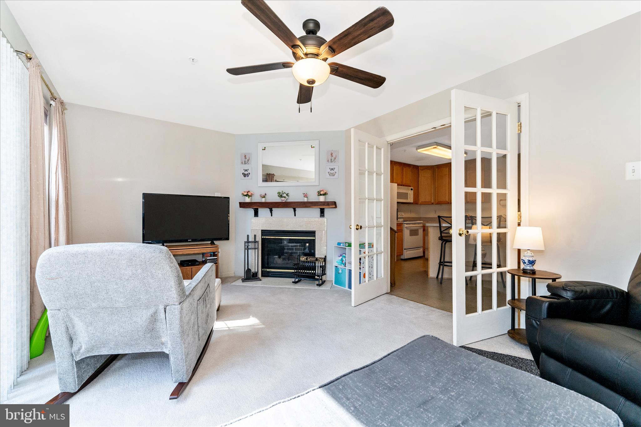 WHISPERING RIDGE - Residential
