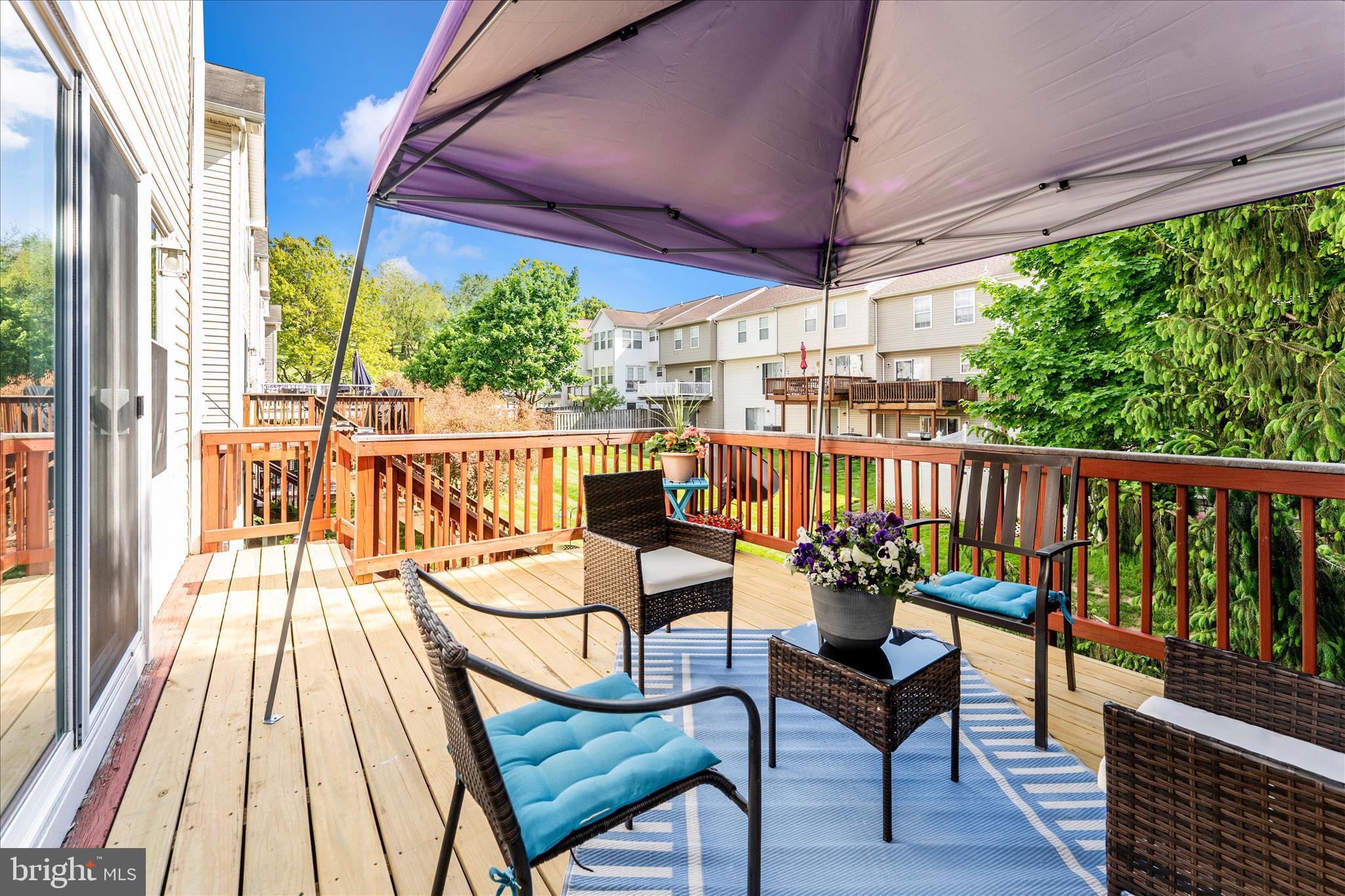 WHISPERING RIDGE - Residential