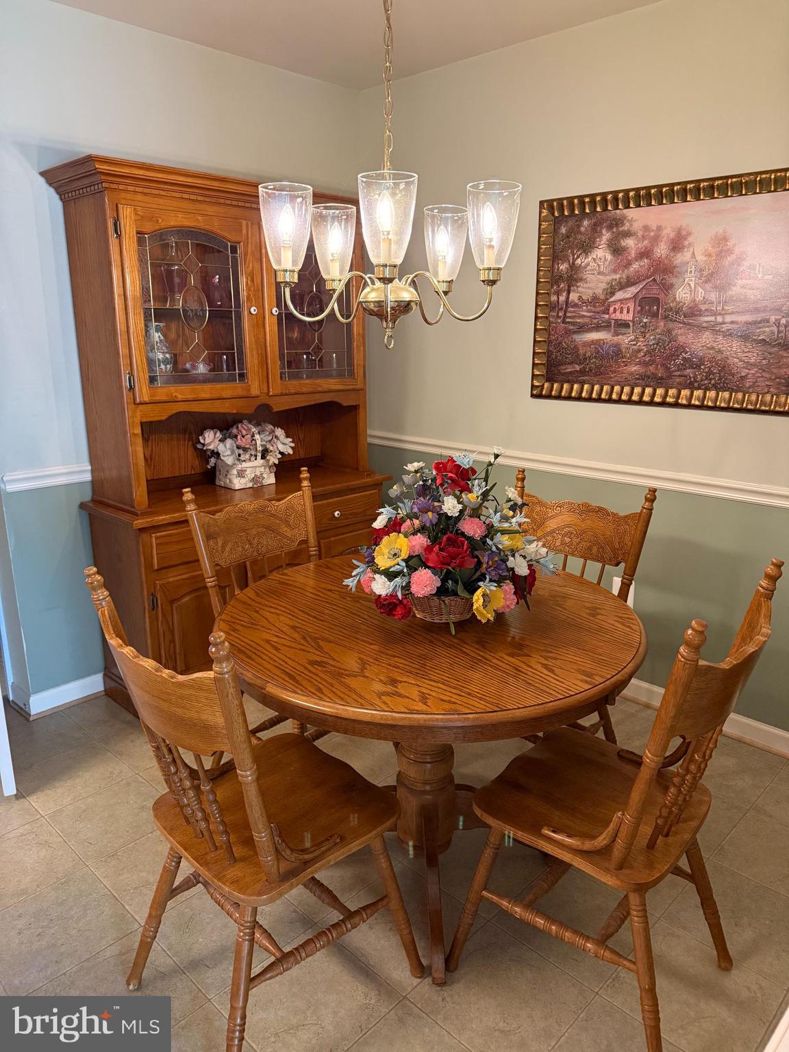 WHISPERING RIDGE - Residential