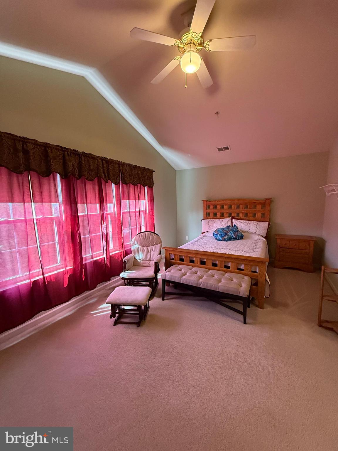 WHISPERING RIDGE - Residential