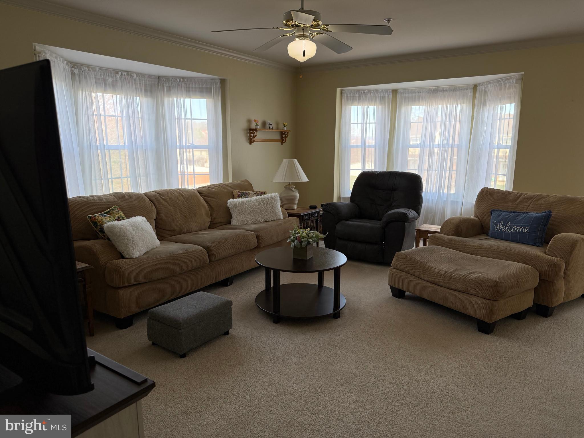 WHISPERING RIDGE - Residential